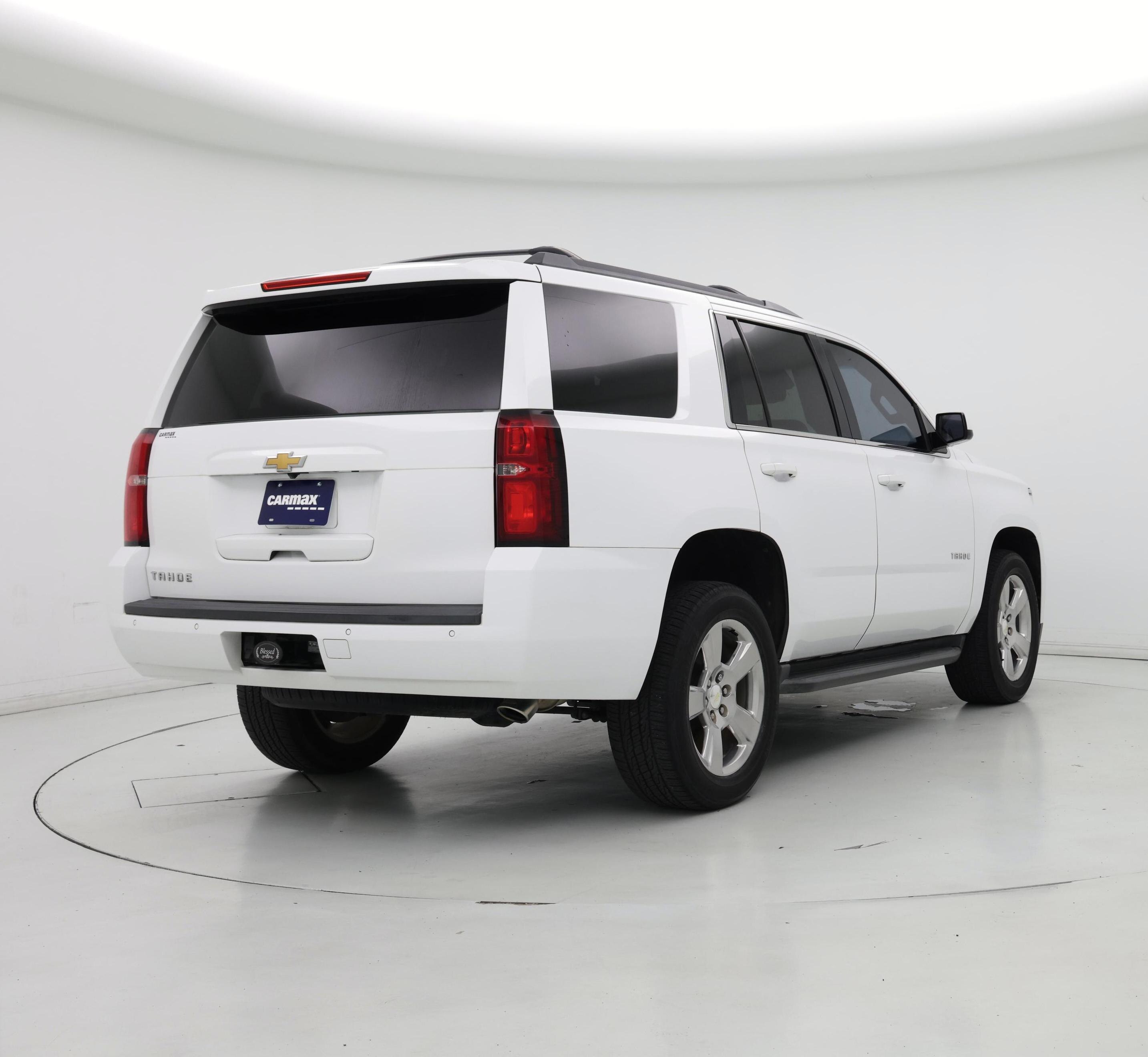 Thumbnail: 2017 Chevrolet Tahoe - 8
