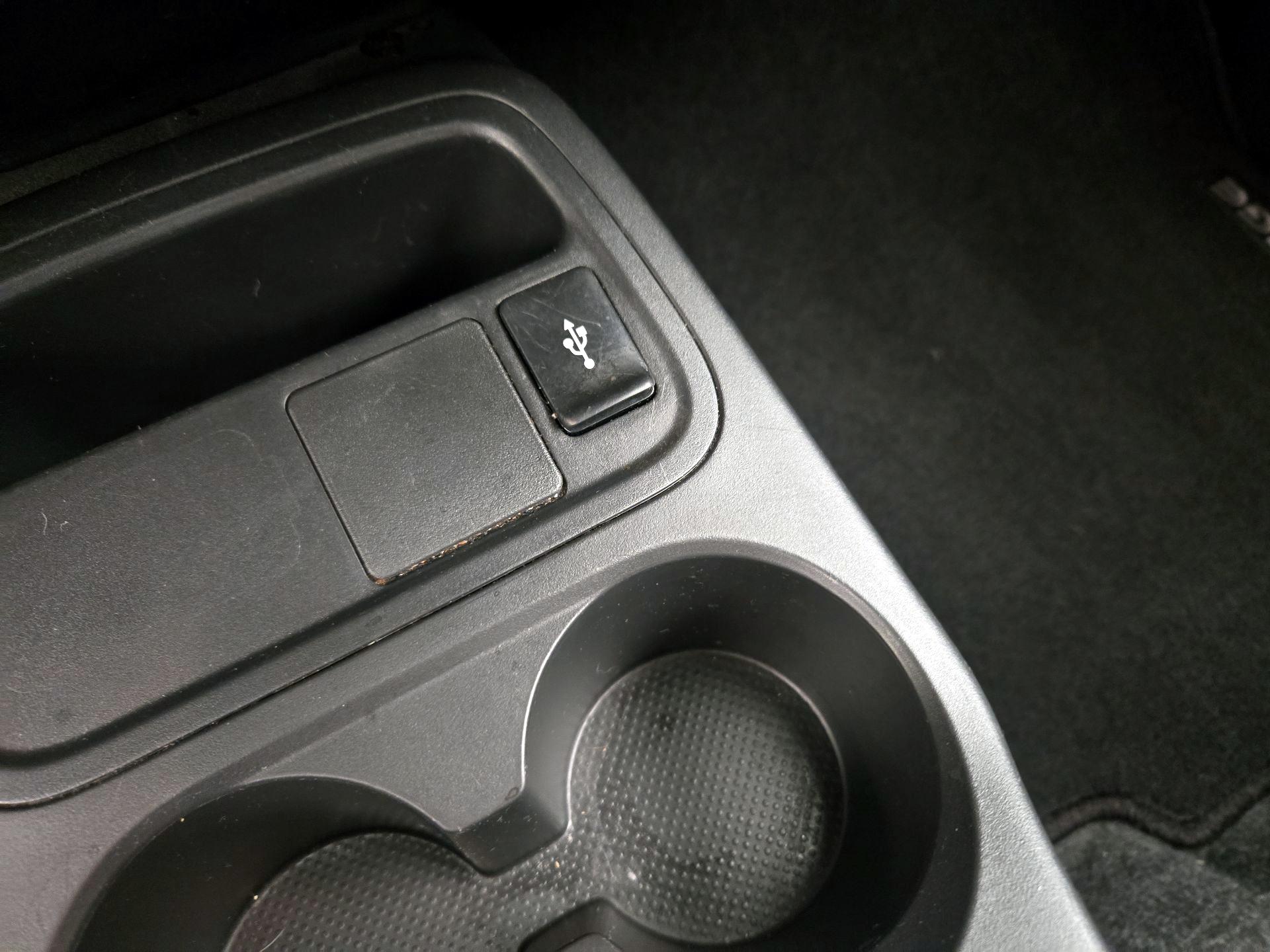 Thumbnail: 2019 Mitsubishi Mirage - 18