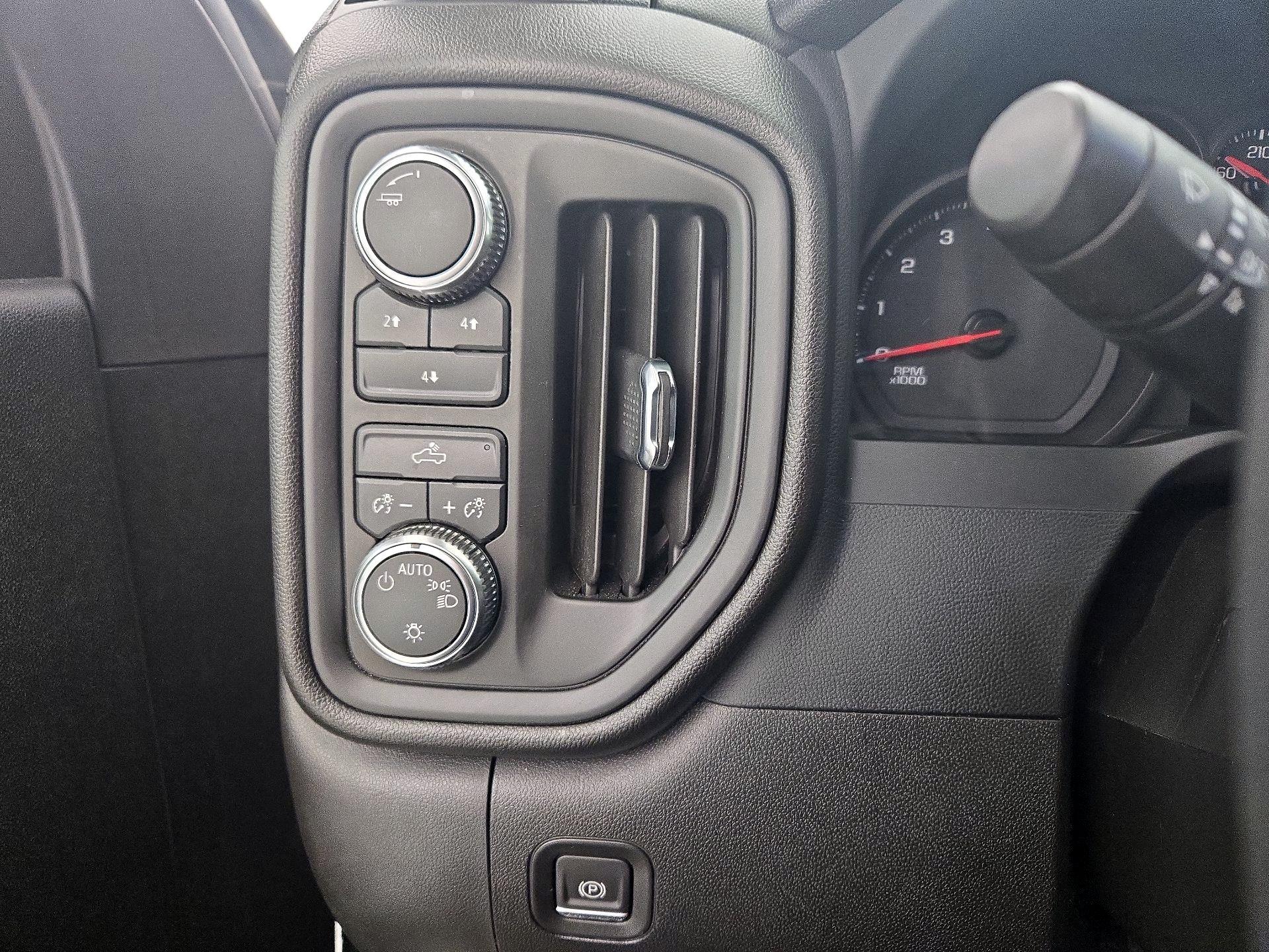 Thumbnail: 2022 GMC Sierra 2500 - 13