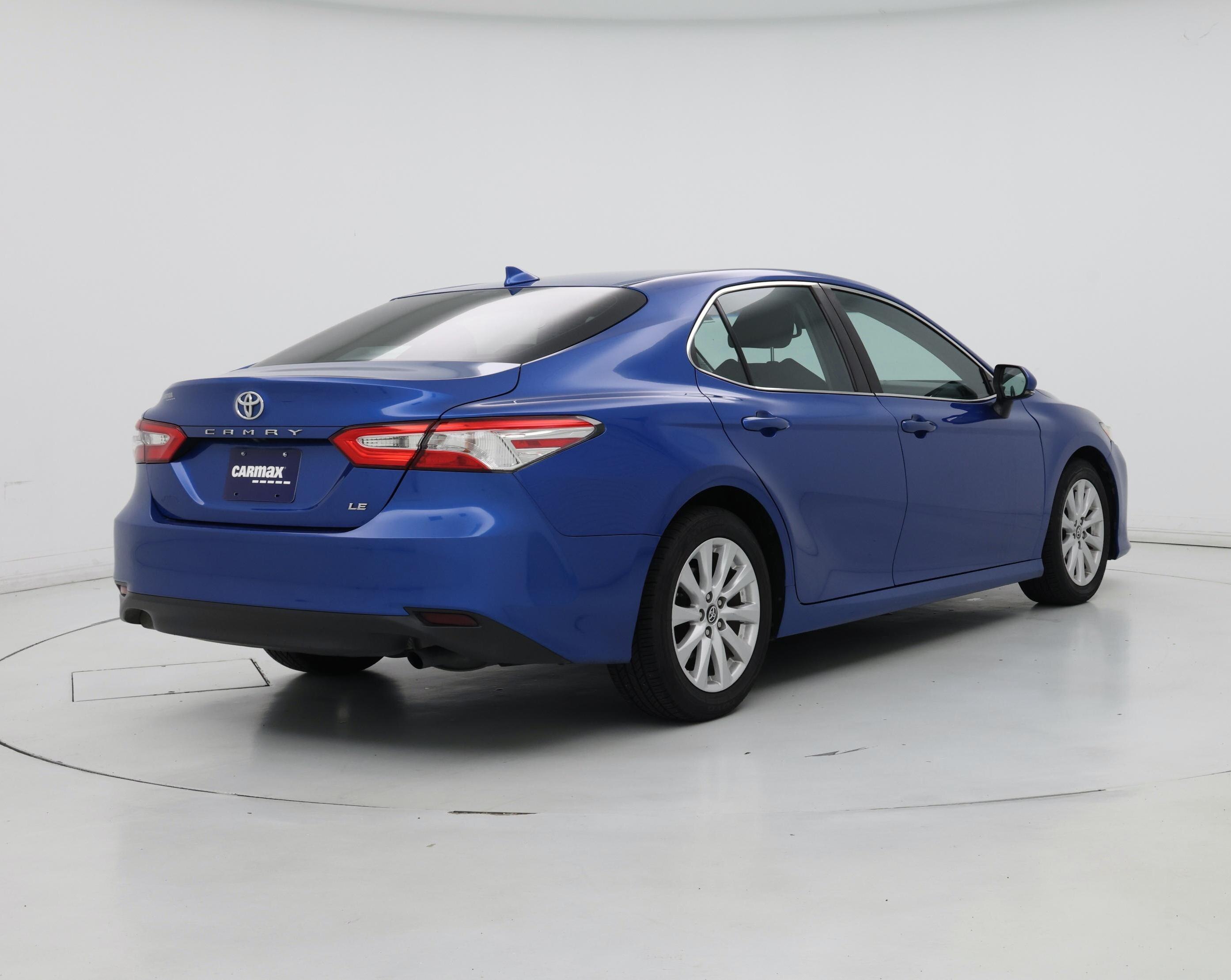 Thumbnail: 2019 Toyota Camry - 8