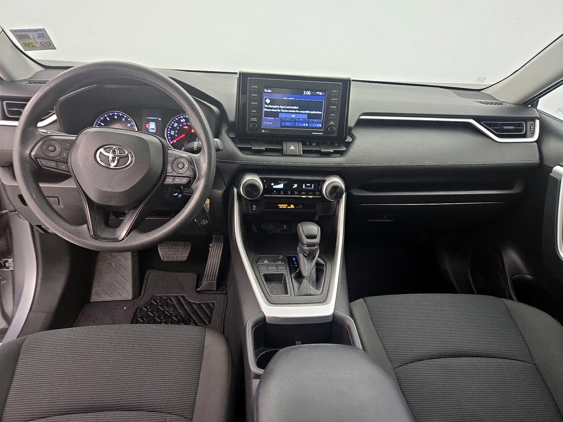 Thumbnail: 2022 Toyota RAV4 - 9