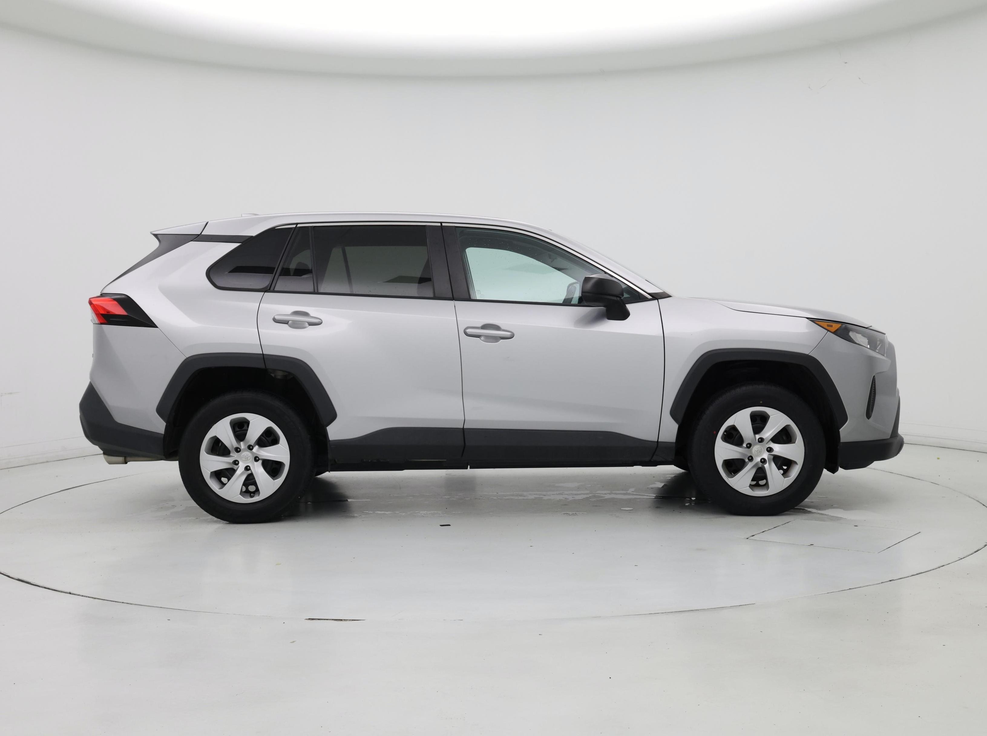 Thumbnail: 2022 Toyota RAV4 - 7