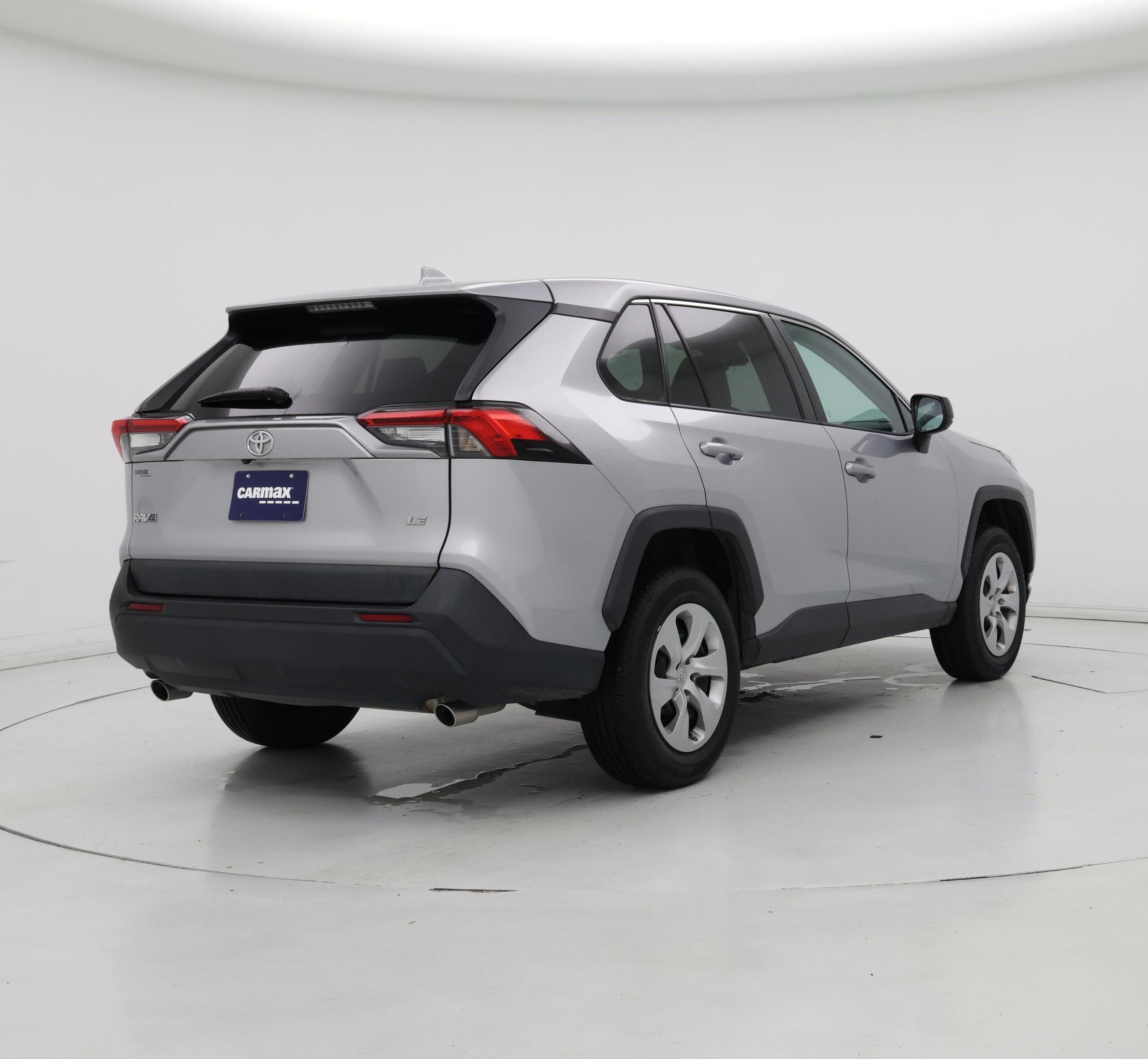 Thumbnail: 2022 Toyota RAV4 - 8
