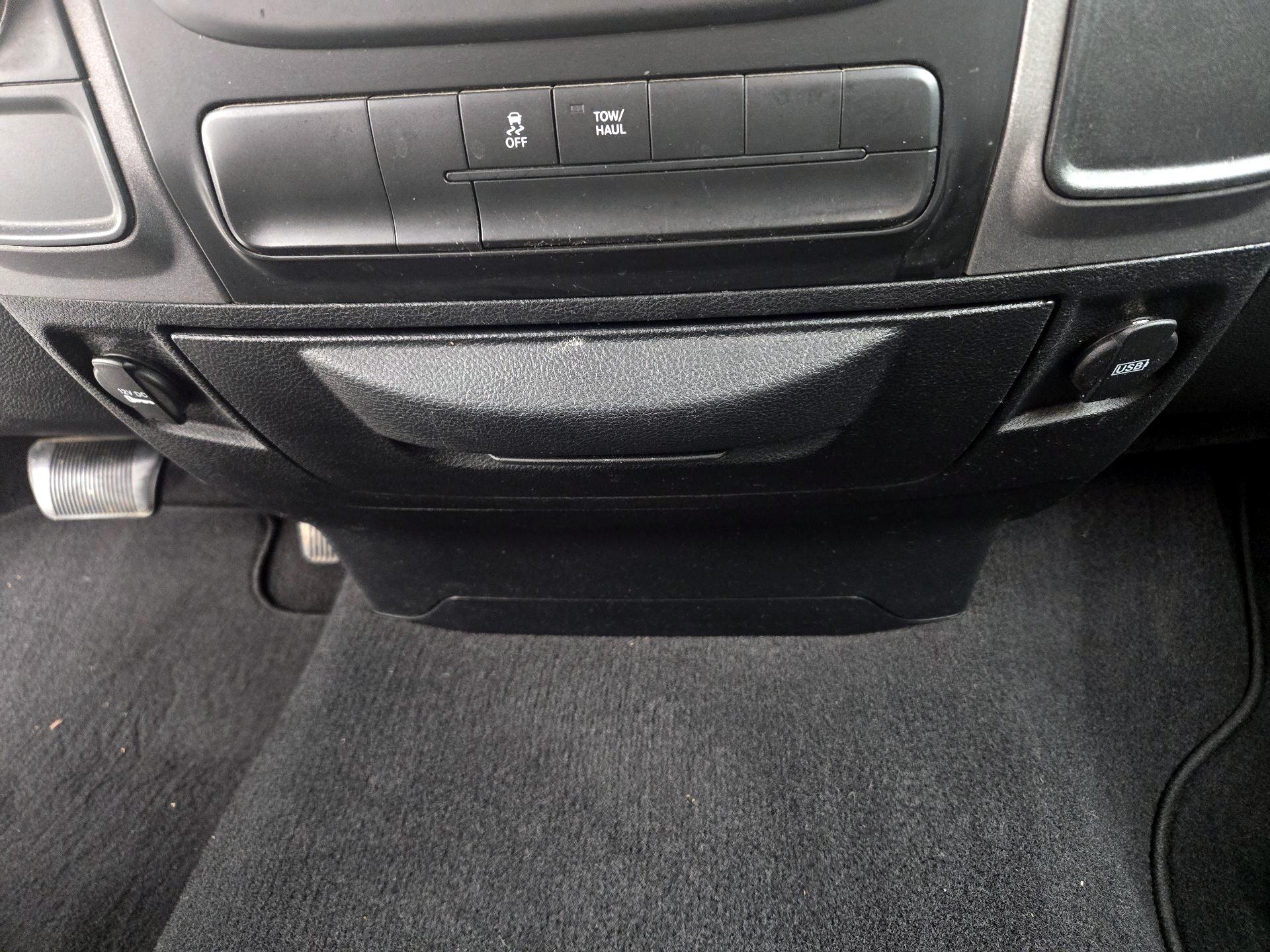 Thumbnail: 2018 RAM 1500 - 18