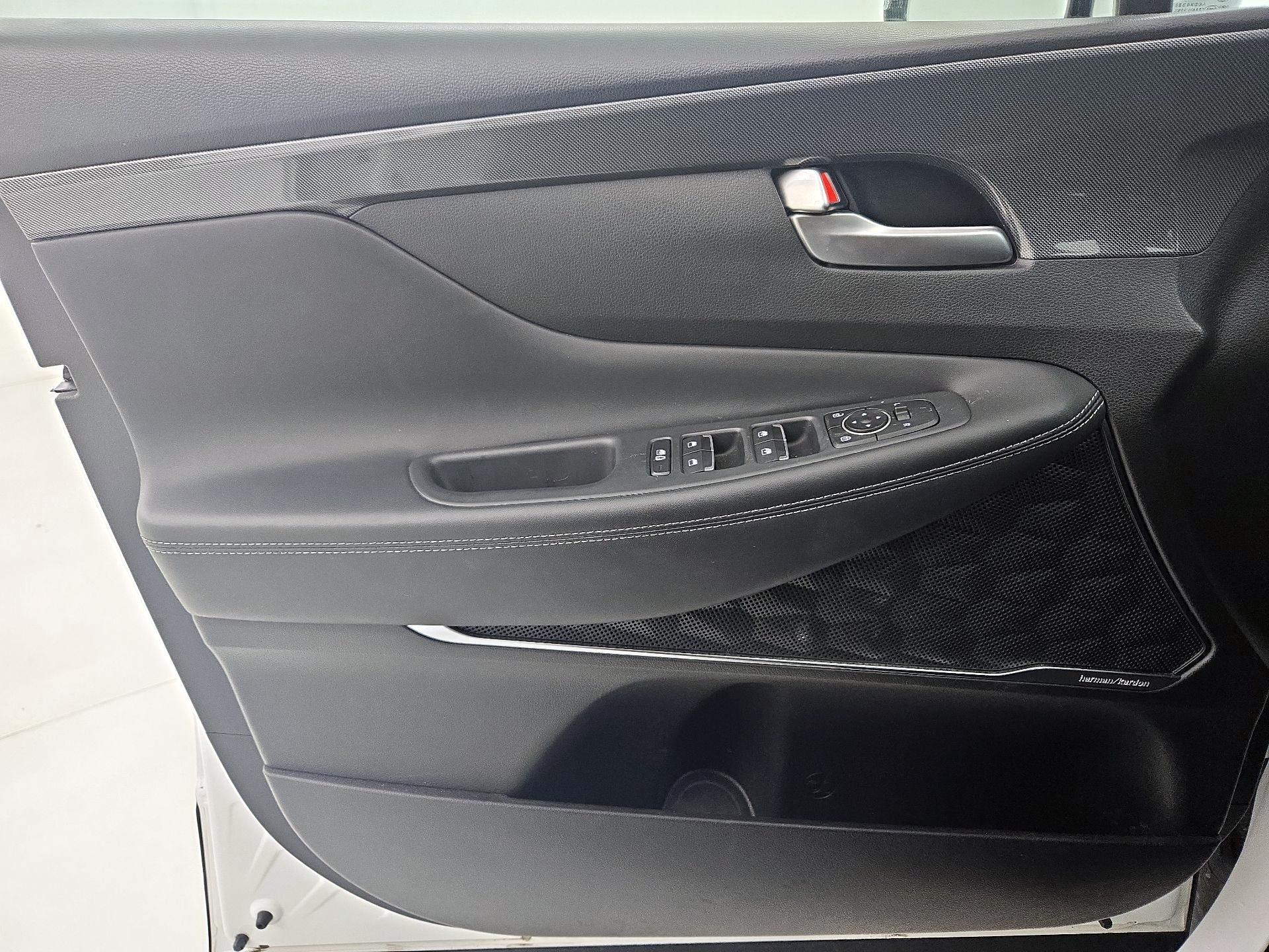 Thumbnail: 2023 Hyundai Santa Fe - 12