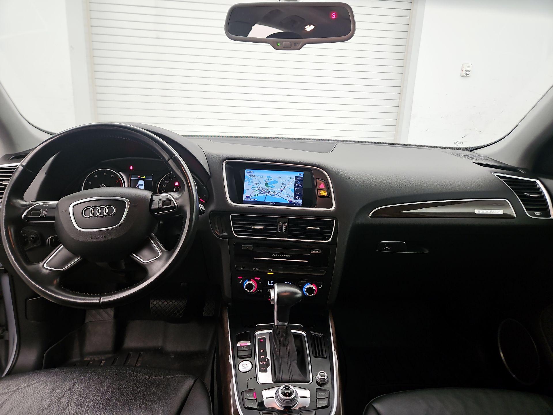 Thumbnail: 2016 Audi Q5 - 9