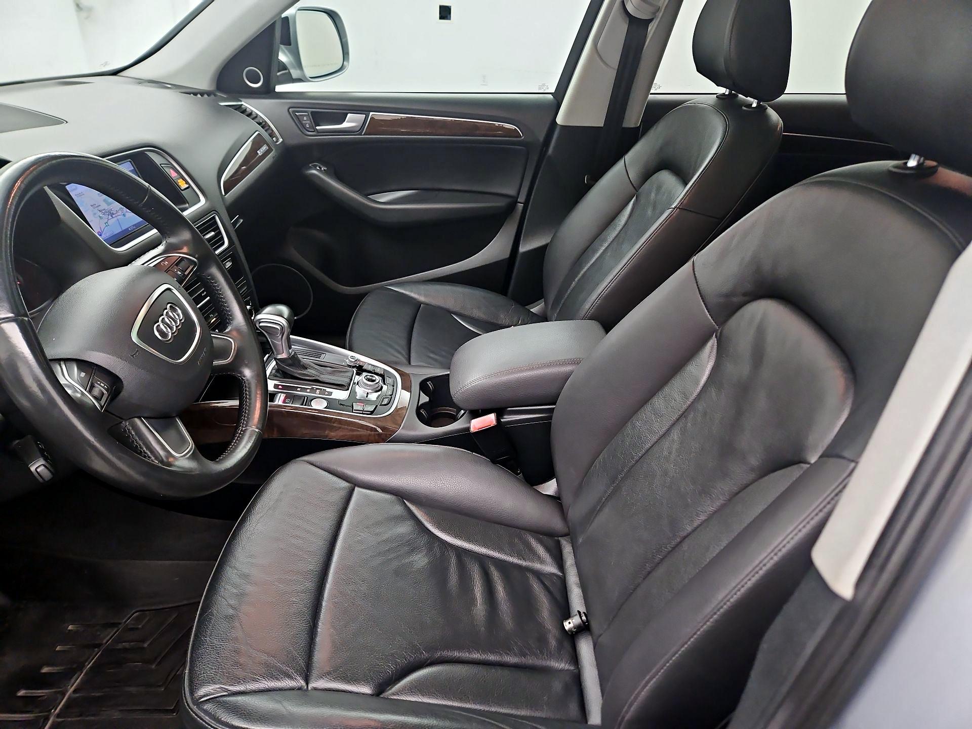 Thumbnail: 2016 Audi Q5 - 11