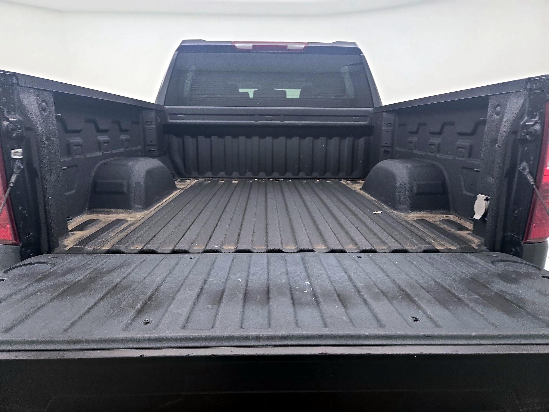 Thumbnail: 2023 Chevrolet Silverado 1500 - 20