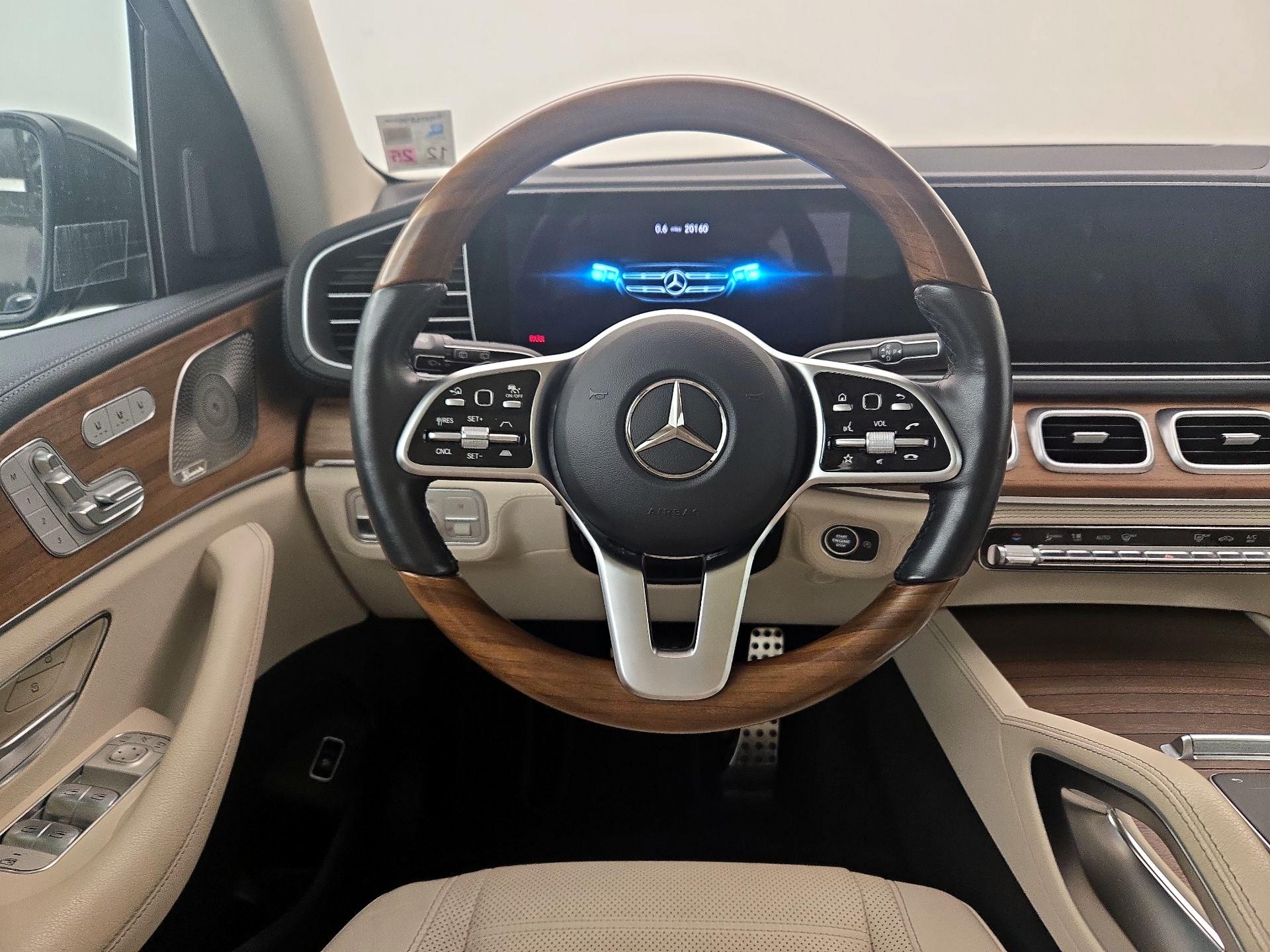 Thumbnail: 2021 Mercedes-Benz GLS - 10