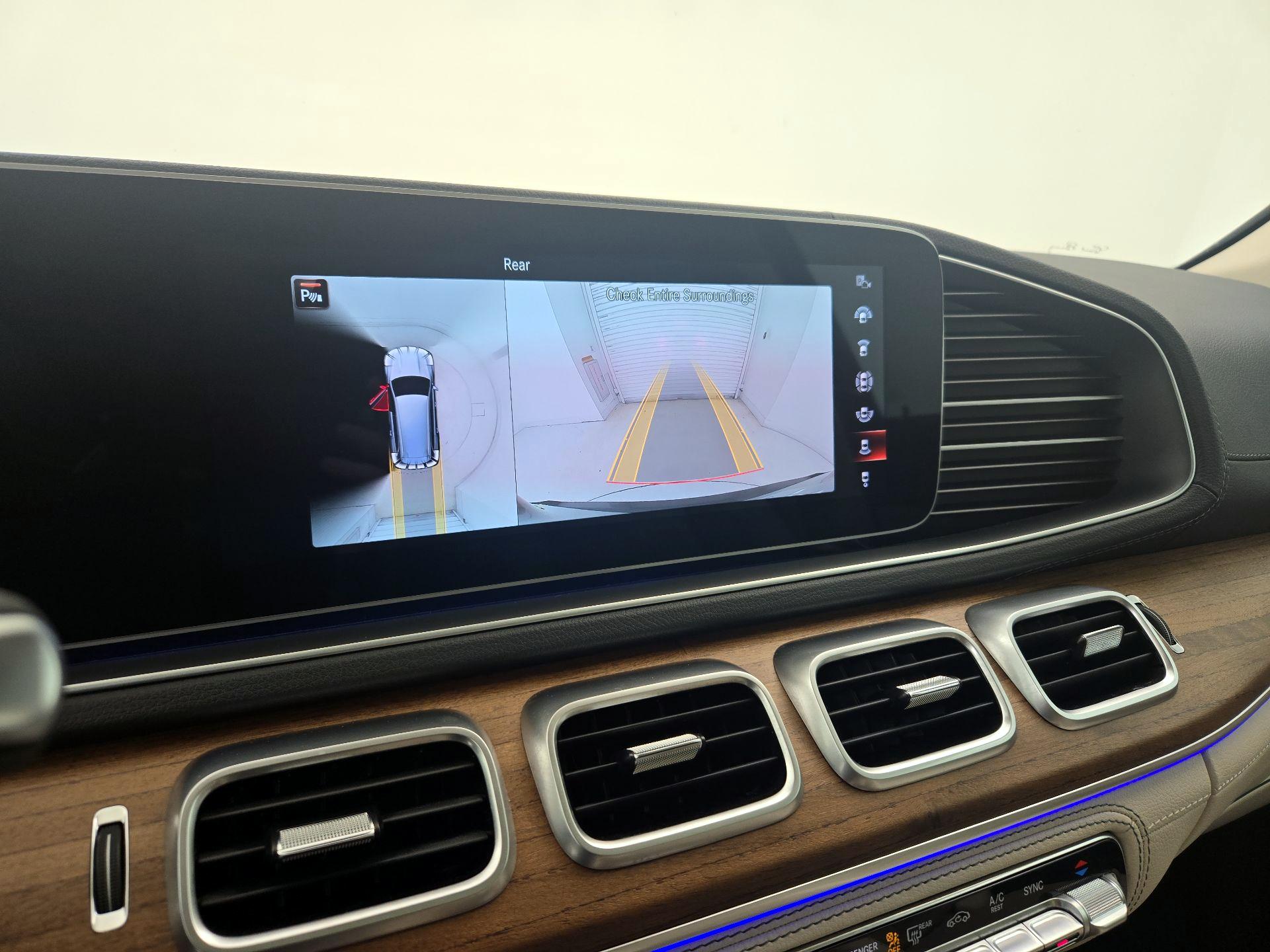 Thumbnail: 2021 Mercedes-Benz GLS - 15