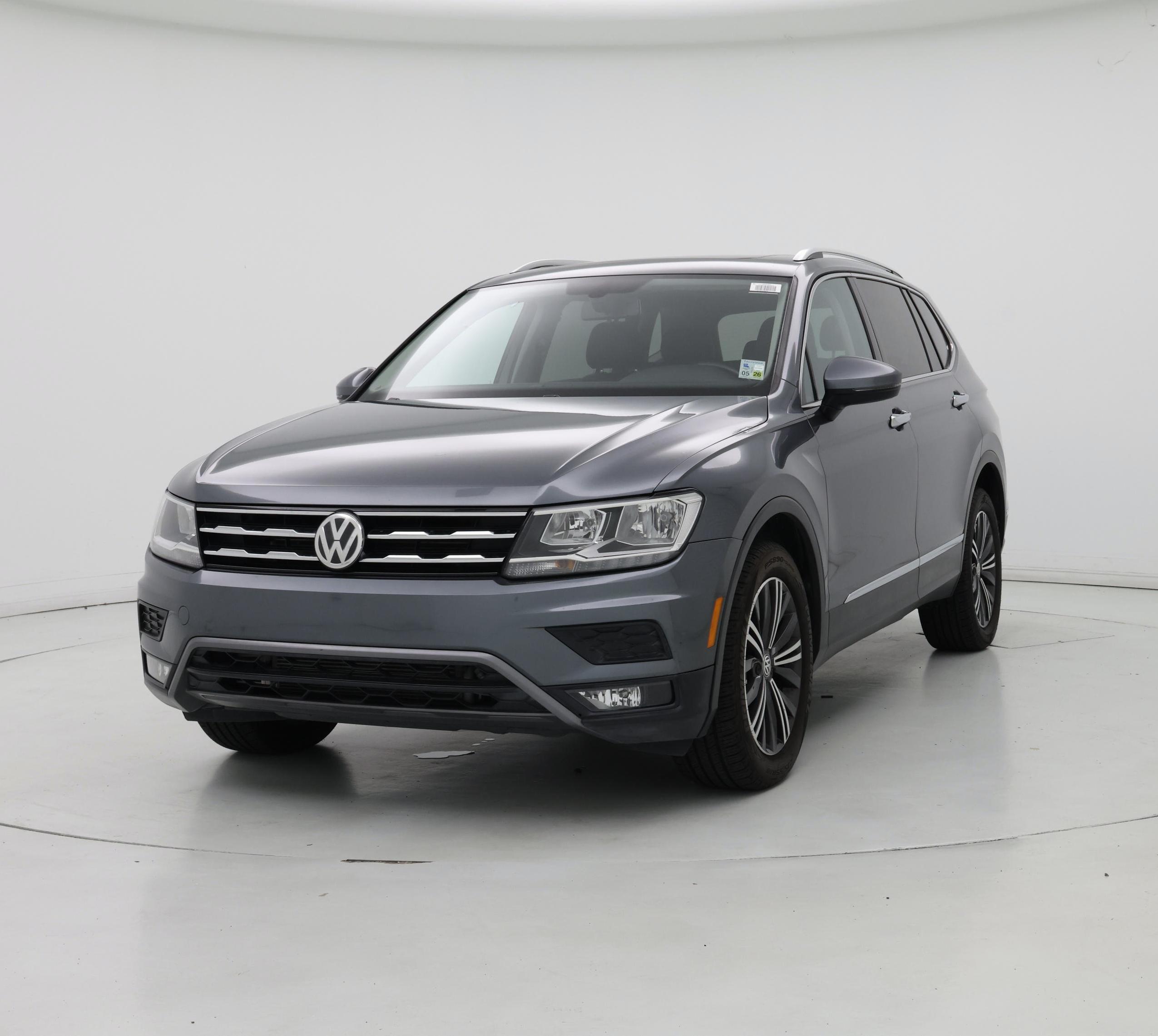 Thumbnail: 2018 Volkswagen Tiguan - 4