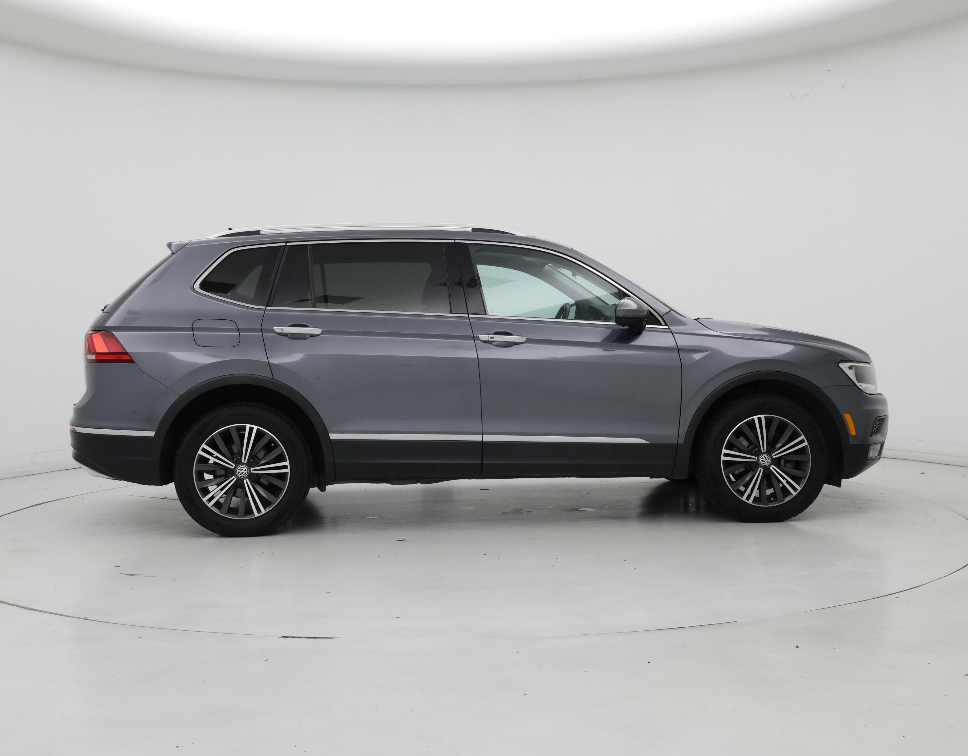 Thumbnail: 2018 Volkswagen Tiguan - 7