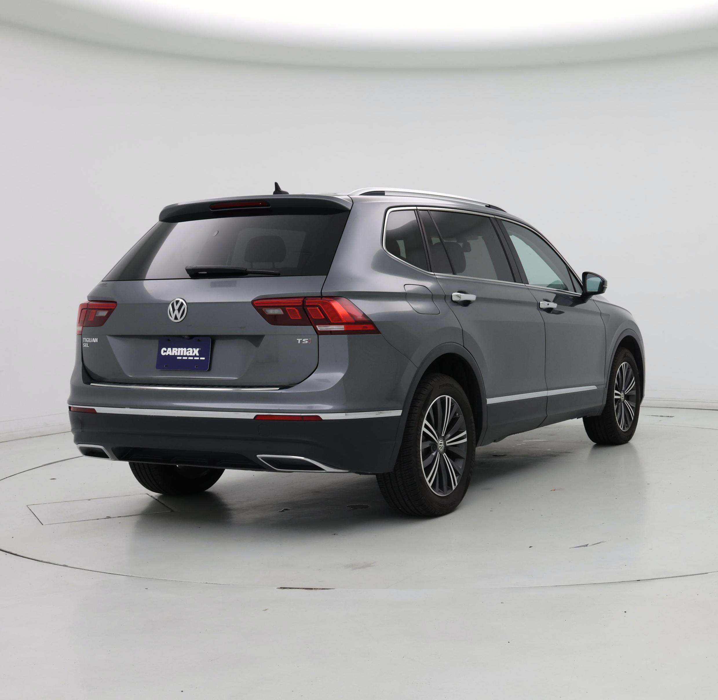Thumbnail: 2018 Volkswagen Tiguan - 8