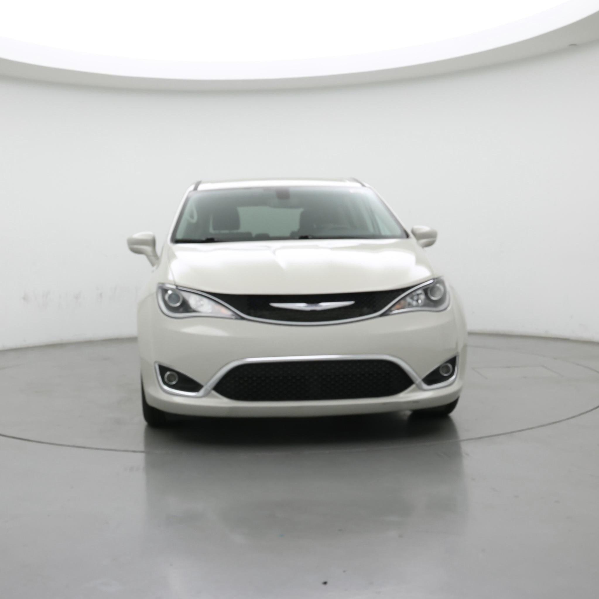 Thumbnail: 2020 Chrysler Pacifica - 5