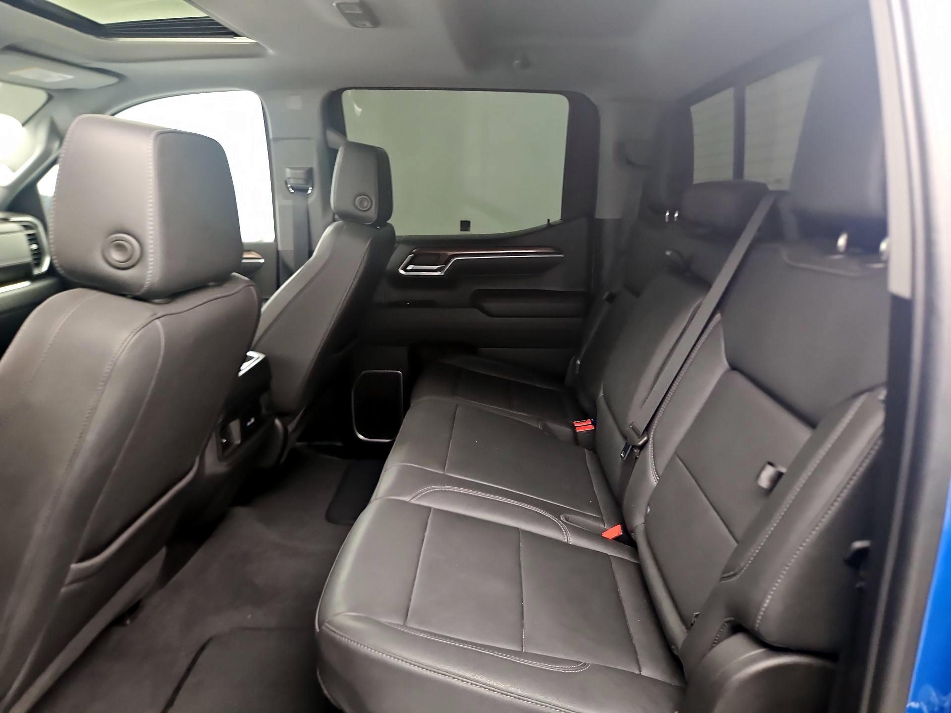 Thumbnail: 2023 Chevrolet Silverado 1500 - 20