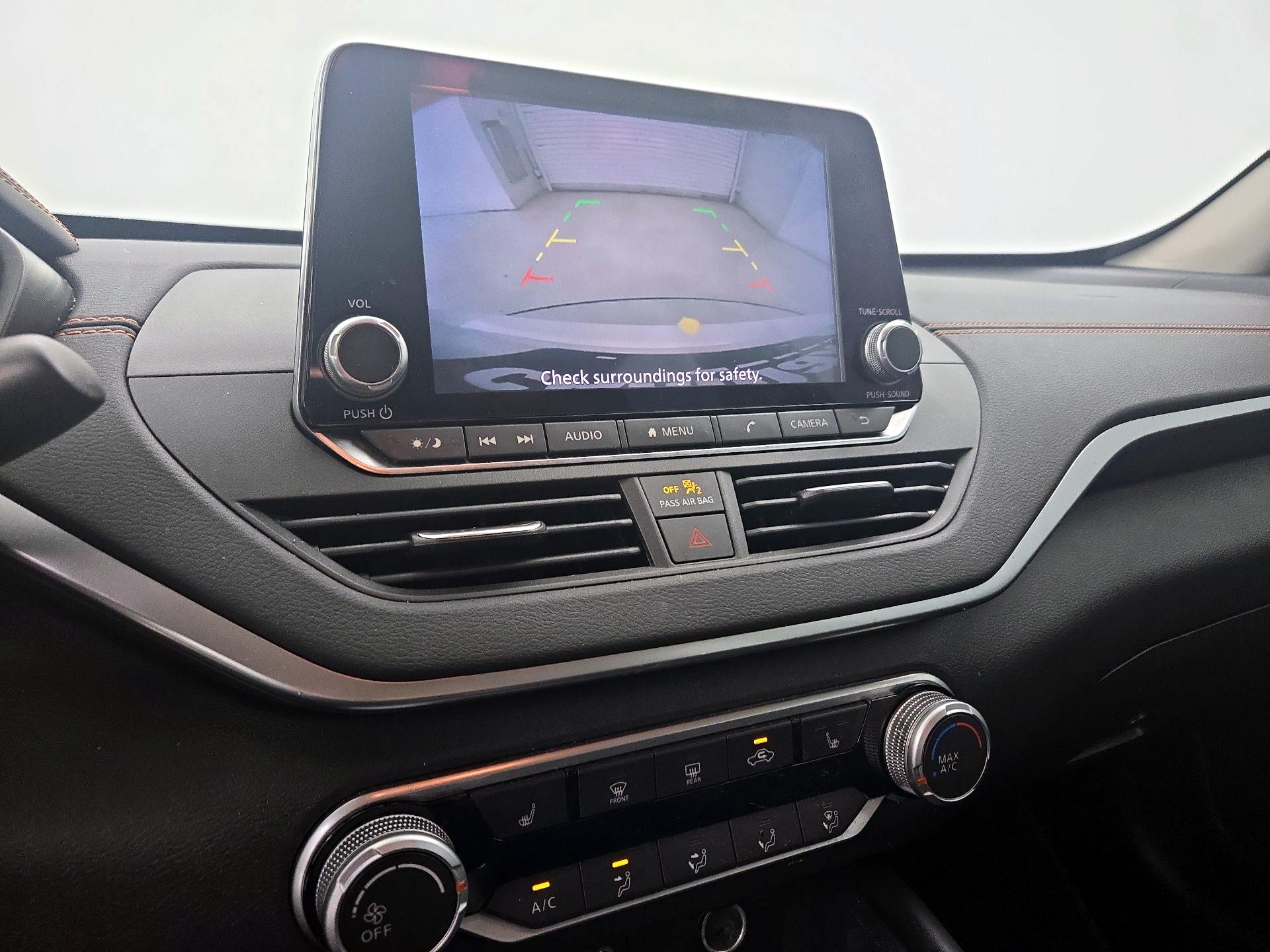 Thumbnail: 2020 Nissan Altima - 14