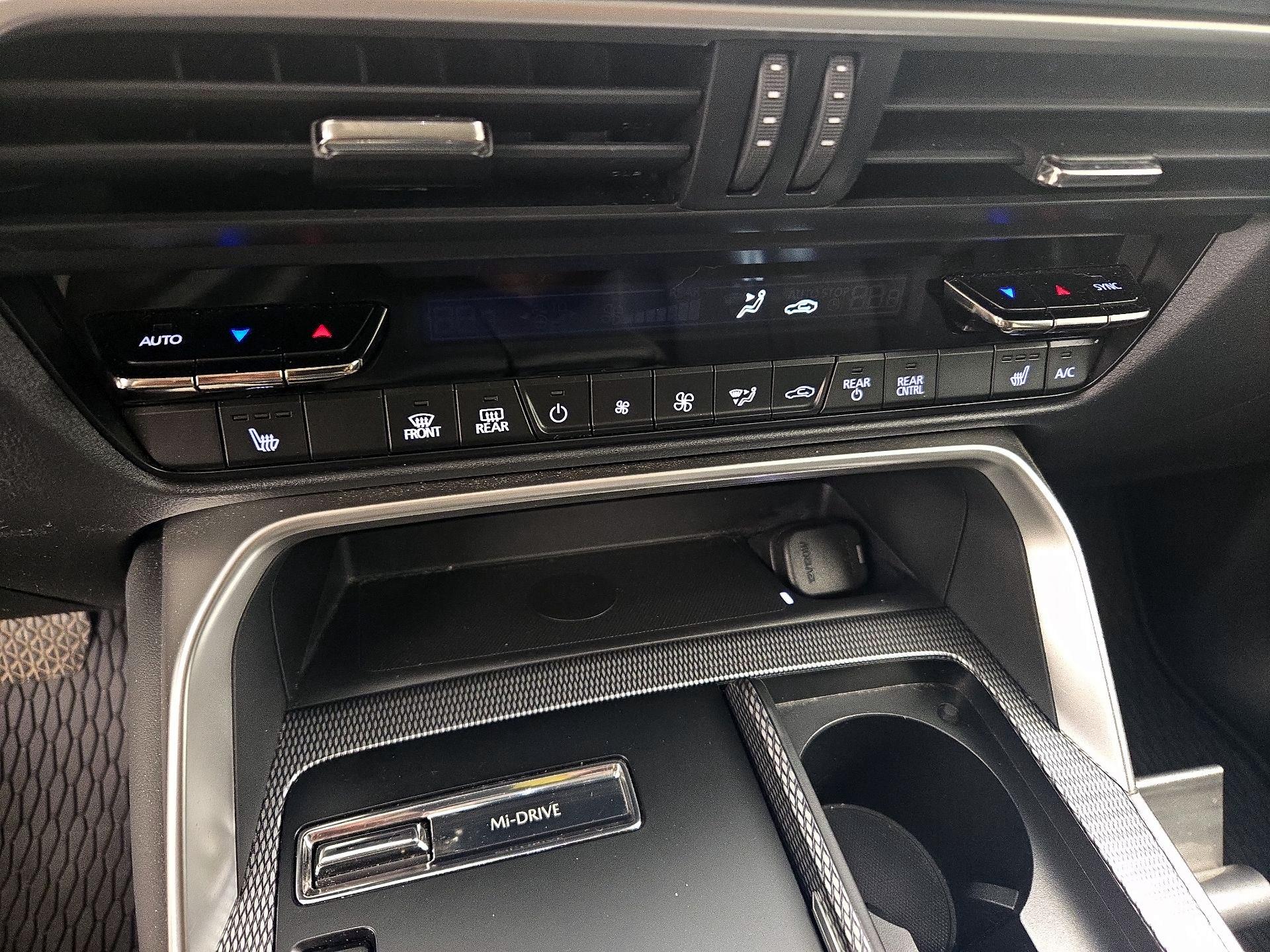 Thumbnail: 2024 Mazda CX-90 - 17