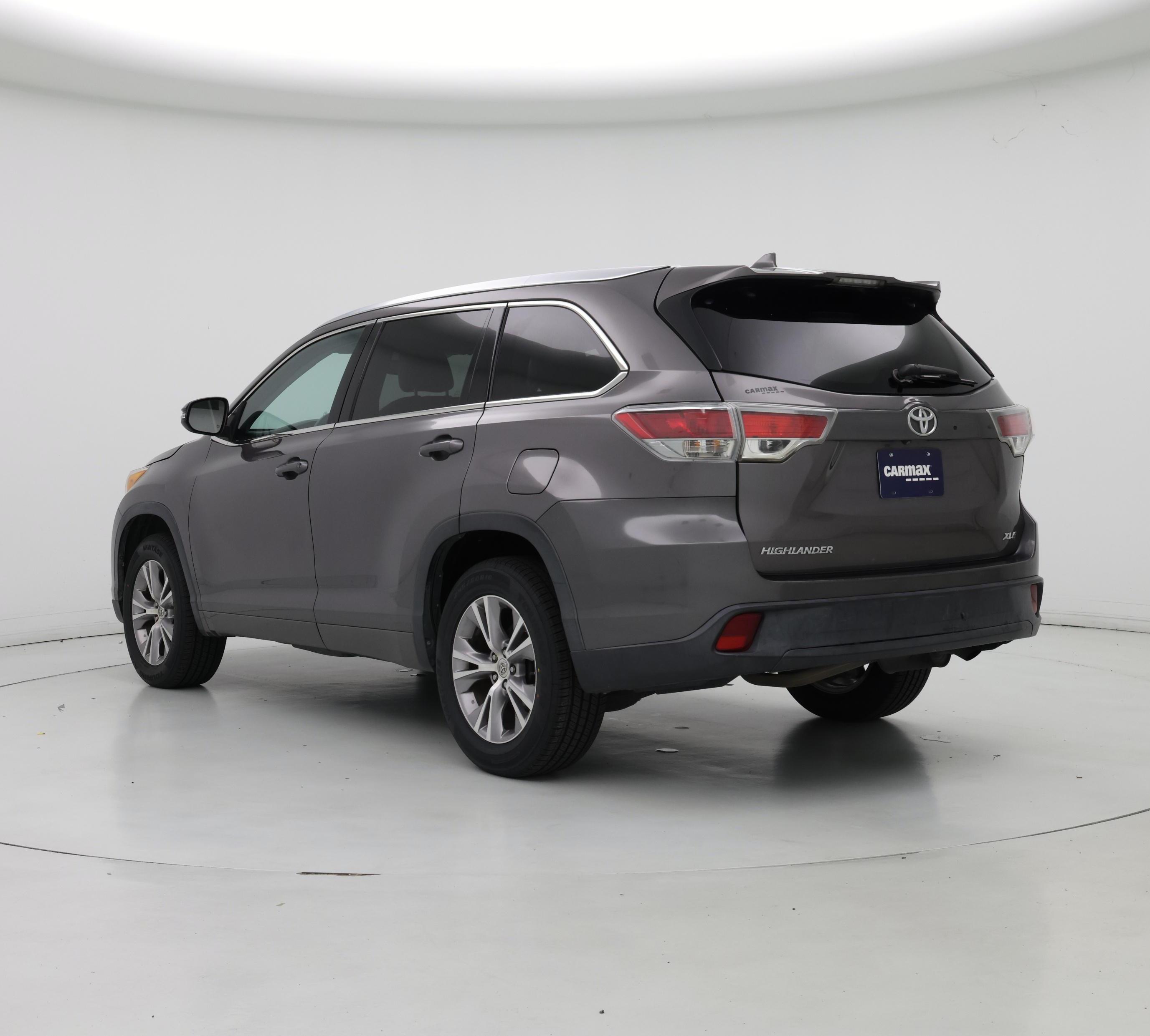 Thumbnail: 2015 Toyota Highlander - 2