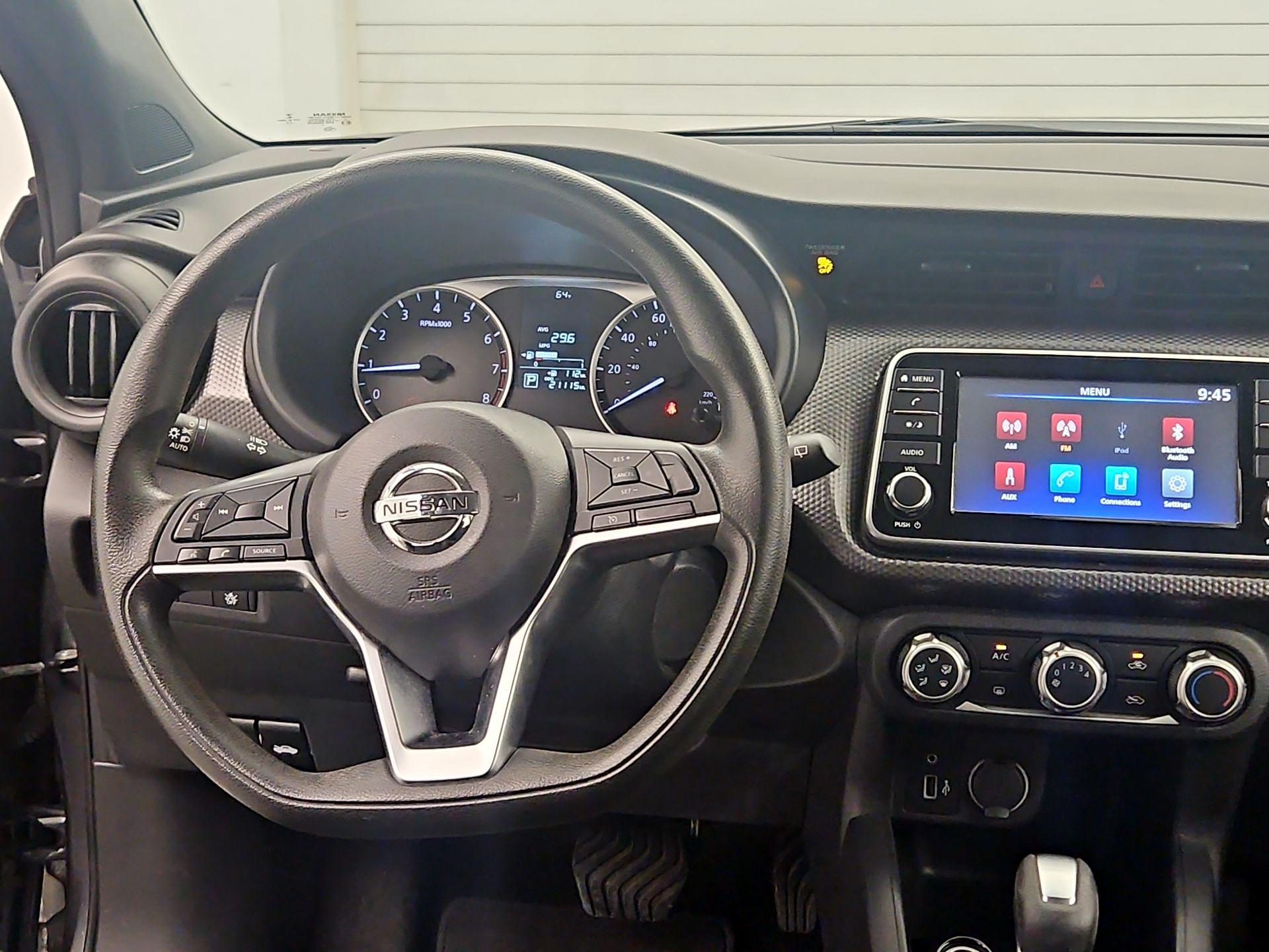Thumbnail: 2020 Nissan Kicks - 10