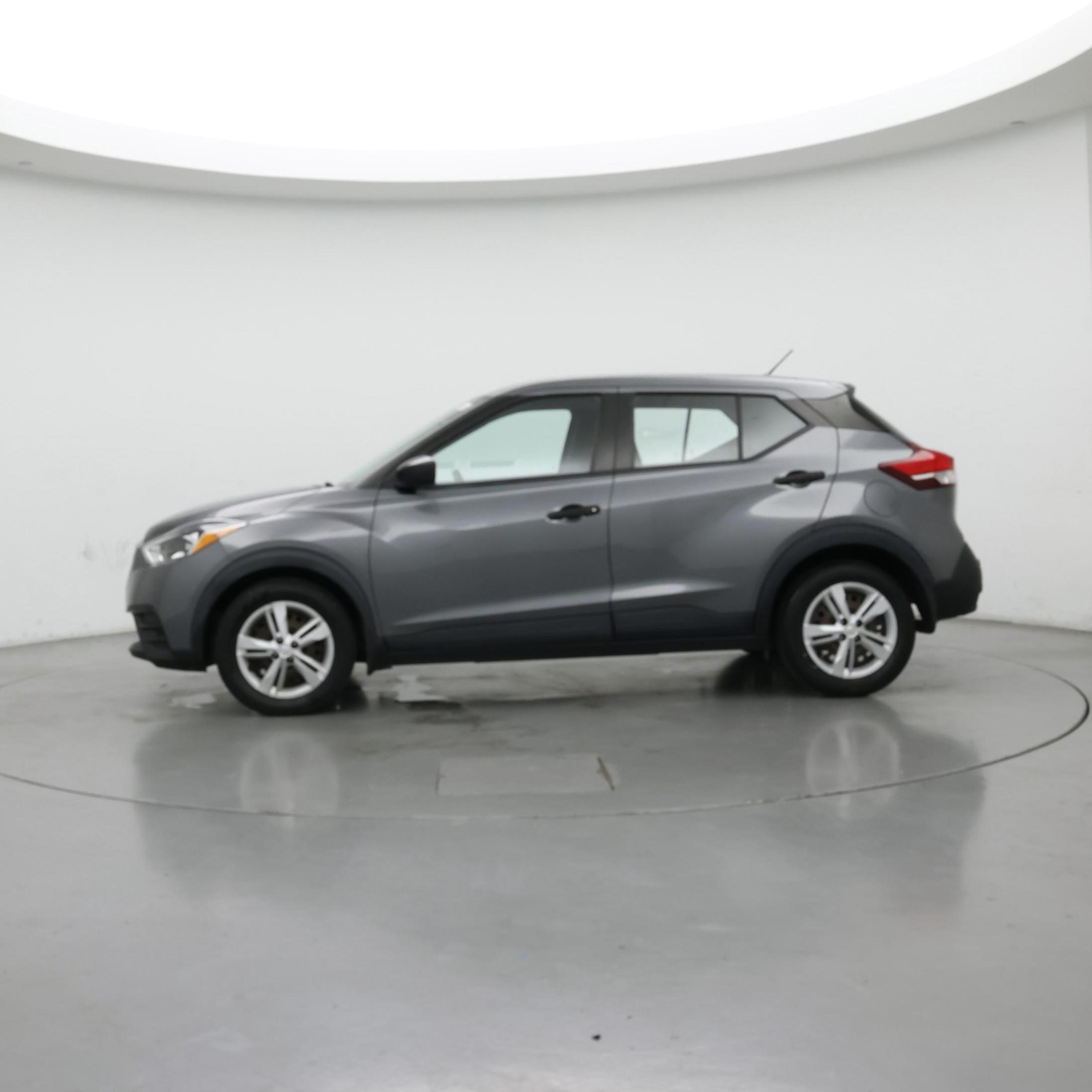 Thumbnail: 2020 Nissan Kicks - 3
