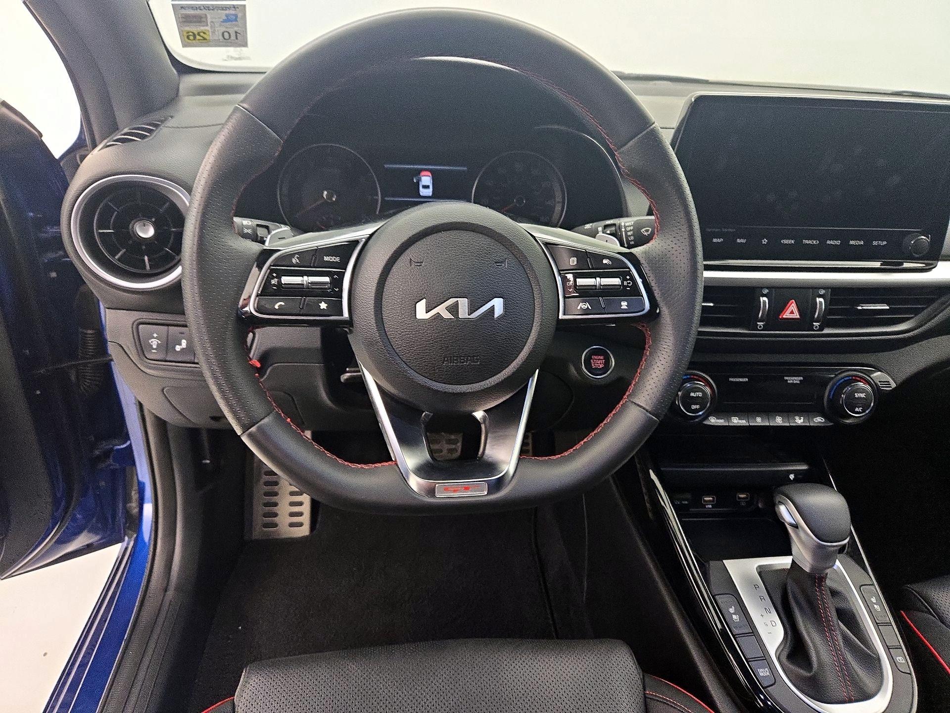 Thumbnail: 2024 Kia Forte - 10