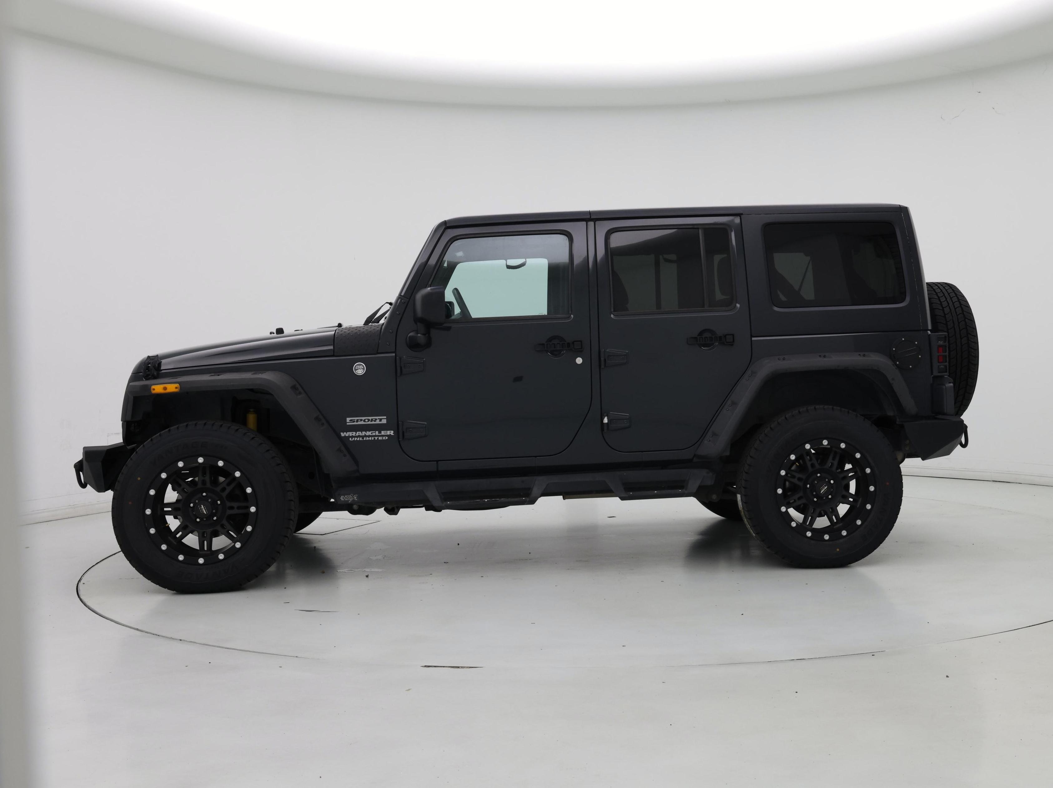 Thumbnail: 2017 Jeep Wrangler - 3