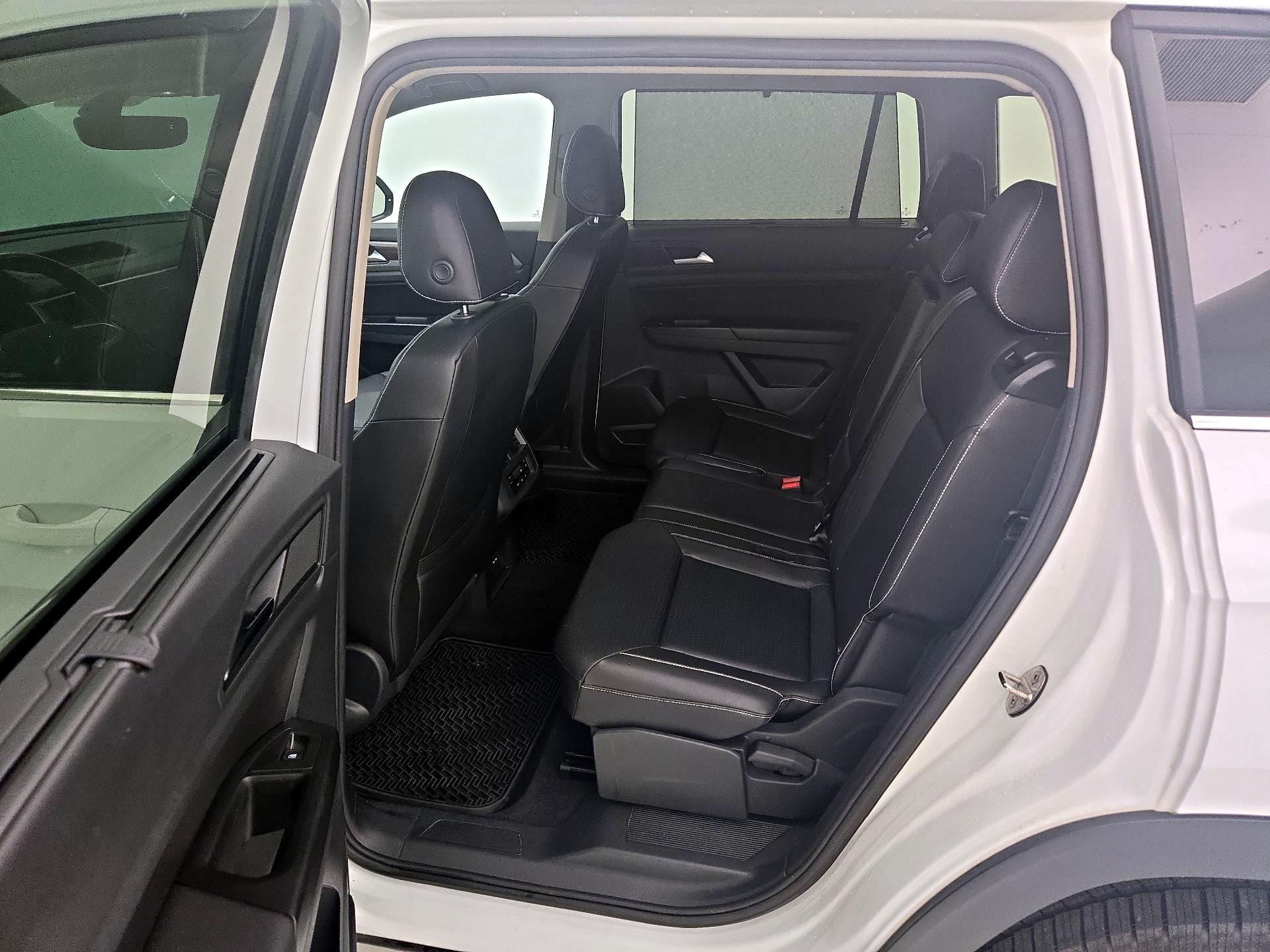 Thumbnail: 2021 Volkswagen Atlas - 20