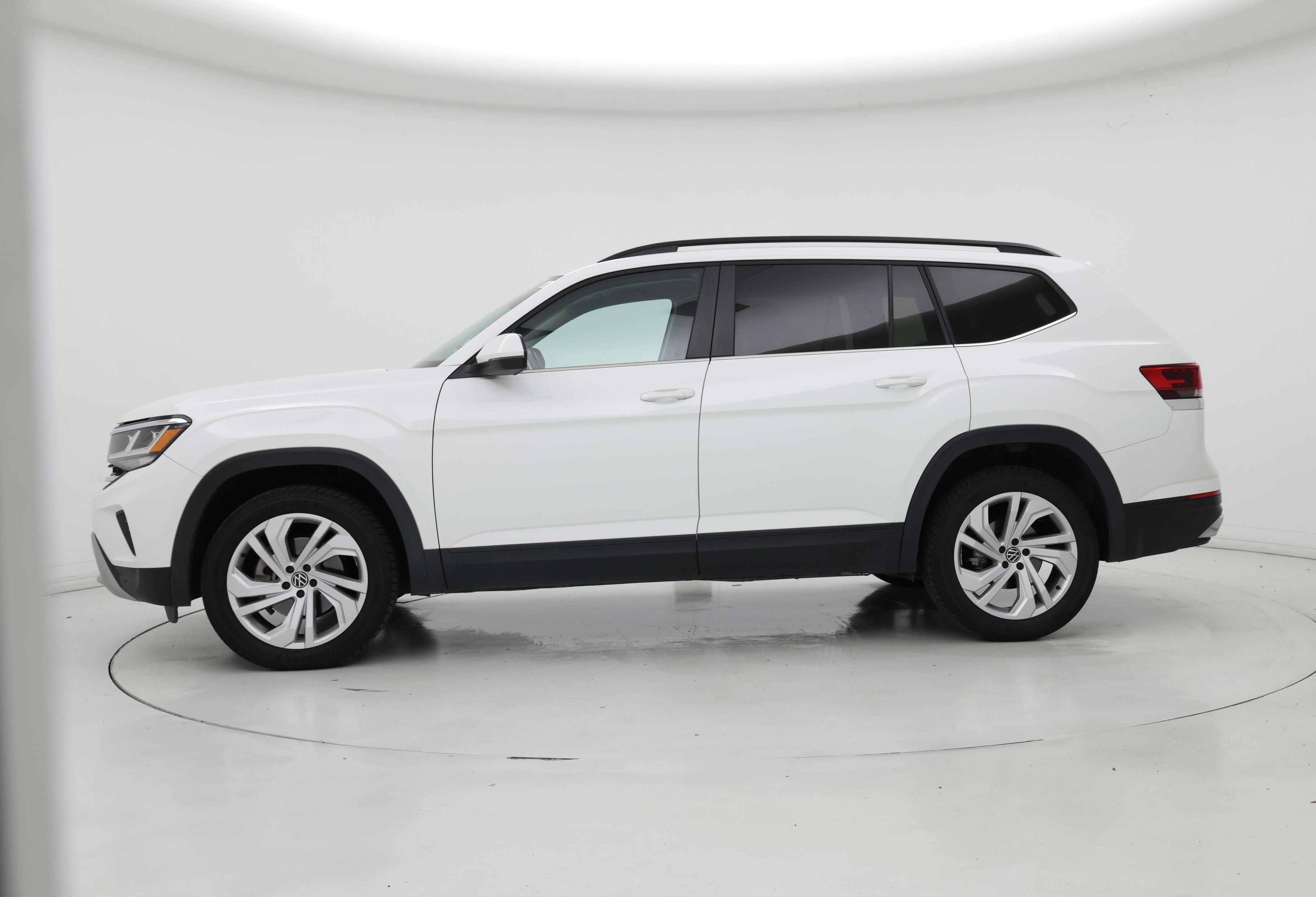 Thumbnail: 2021 Volkswagen Atlas - 3