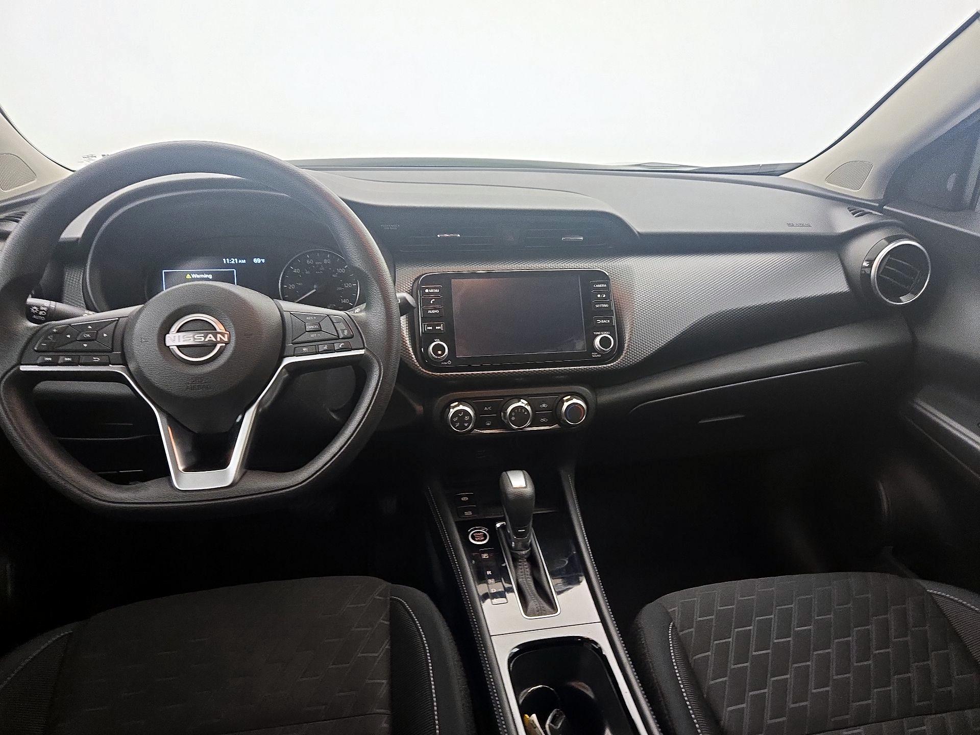 Thumbnail: 2023 Nissan Kicks - 9