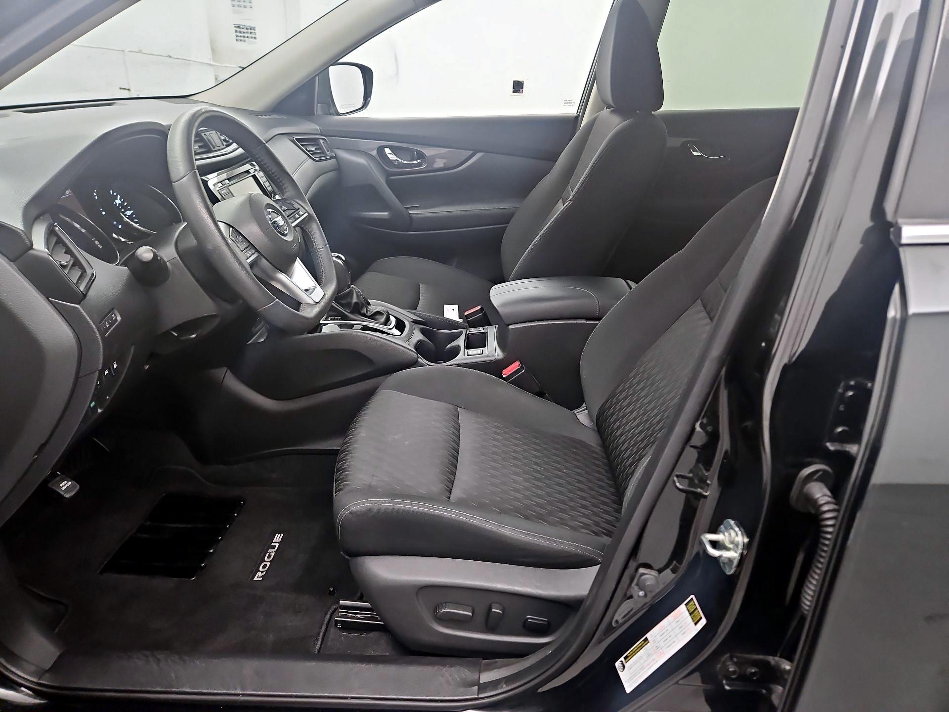 Thumbnail: 2020 Nissan Rogue - 11