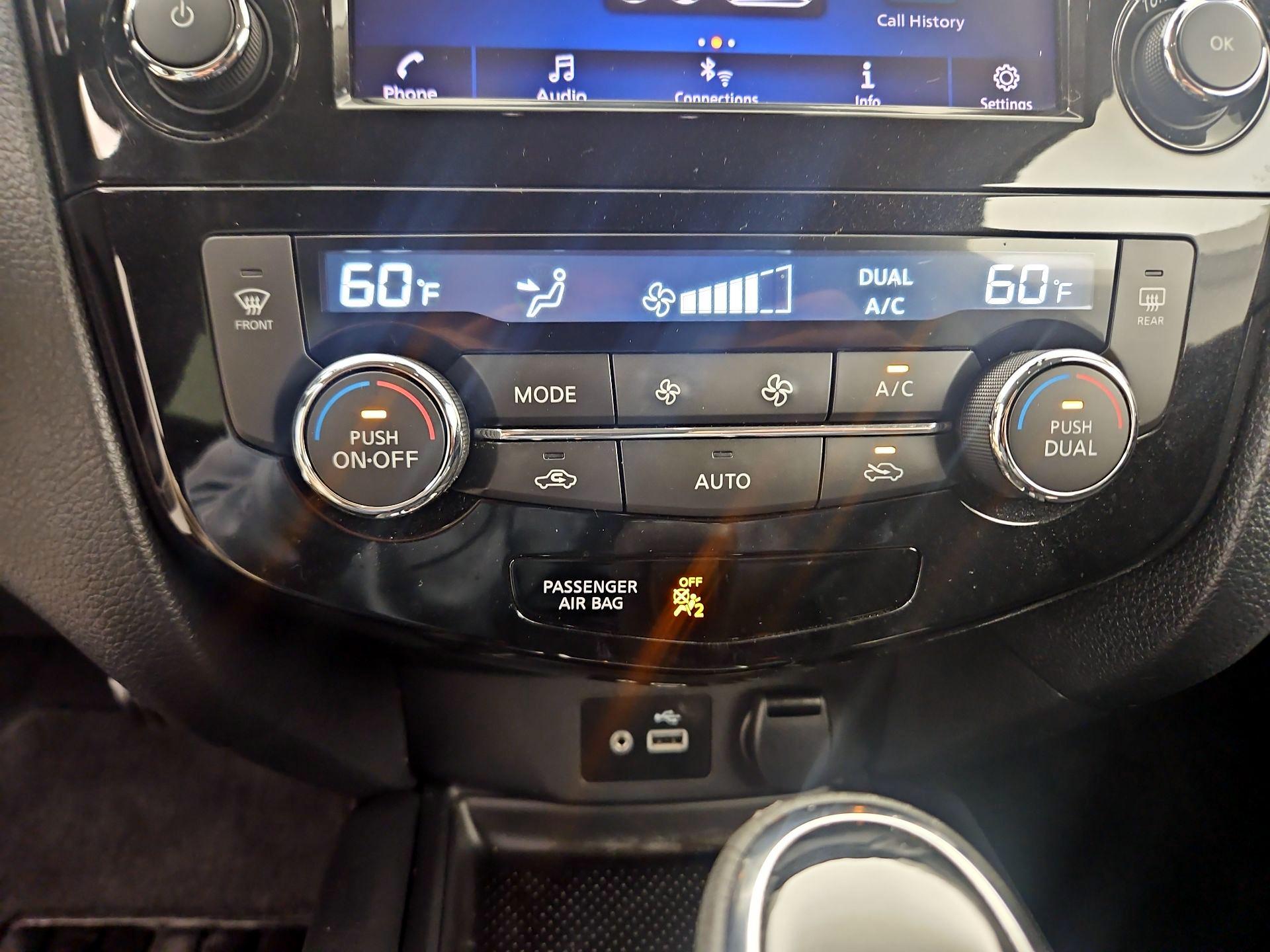 Thumbnail: 2020 Nissan Rogue - 16