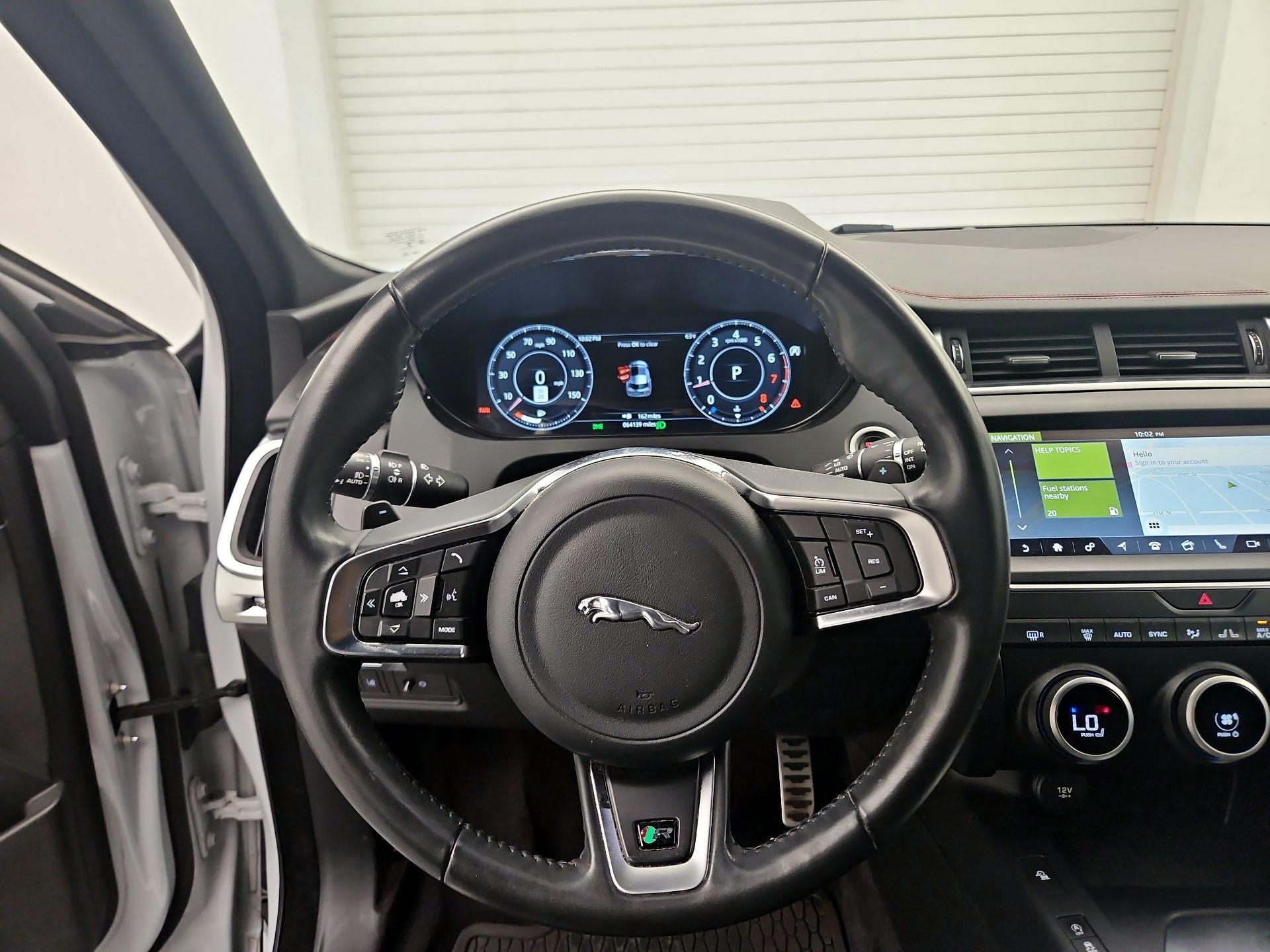 Thumbnail: 2020 Jaguar E-Pace - 10