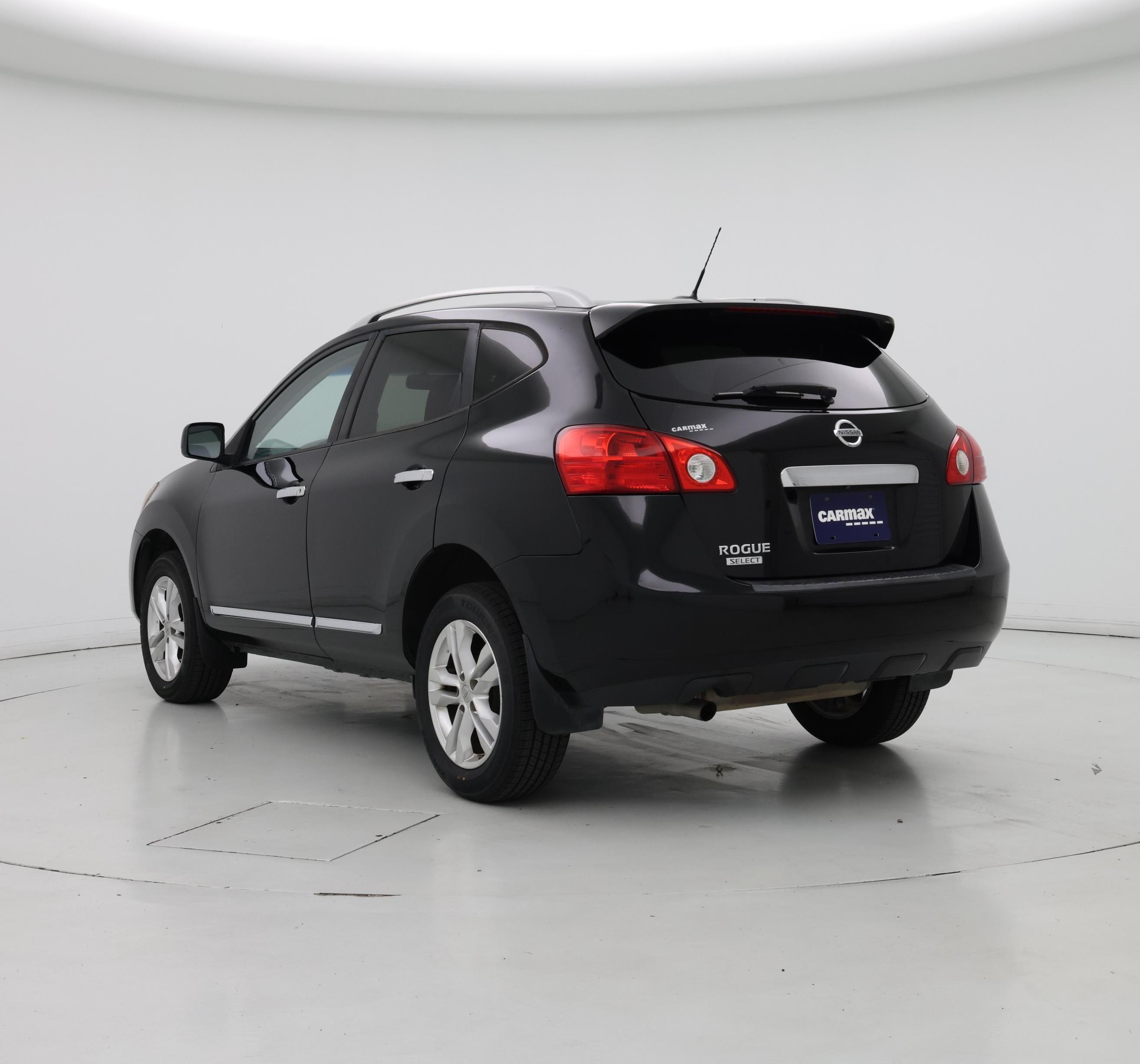 Thumbnail: 2015 Nissan Rogue - 2