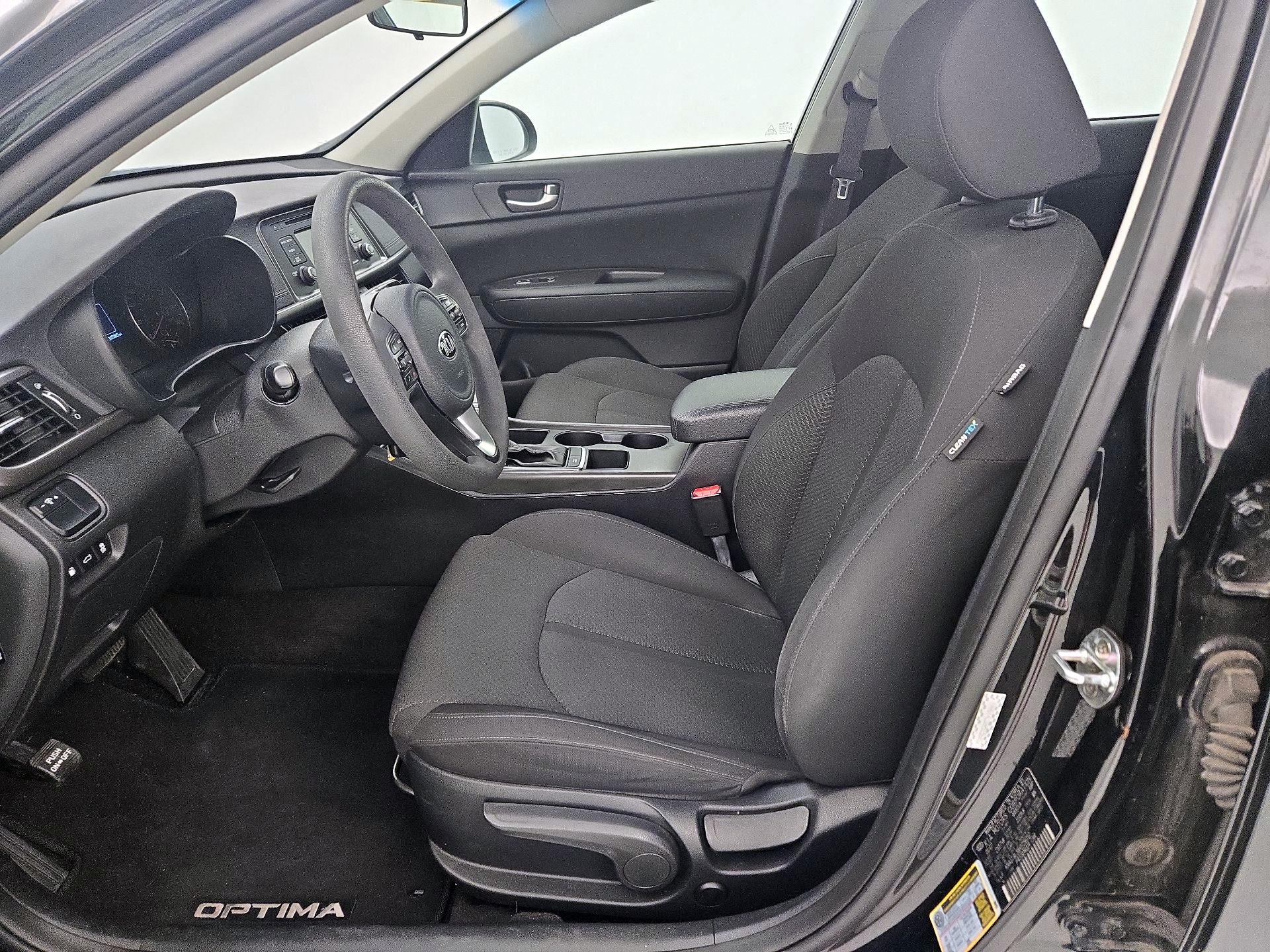 Thumbnail: 2017 Kia Optima - 11