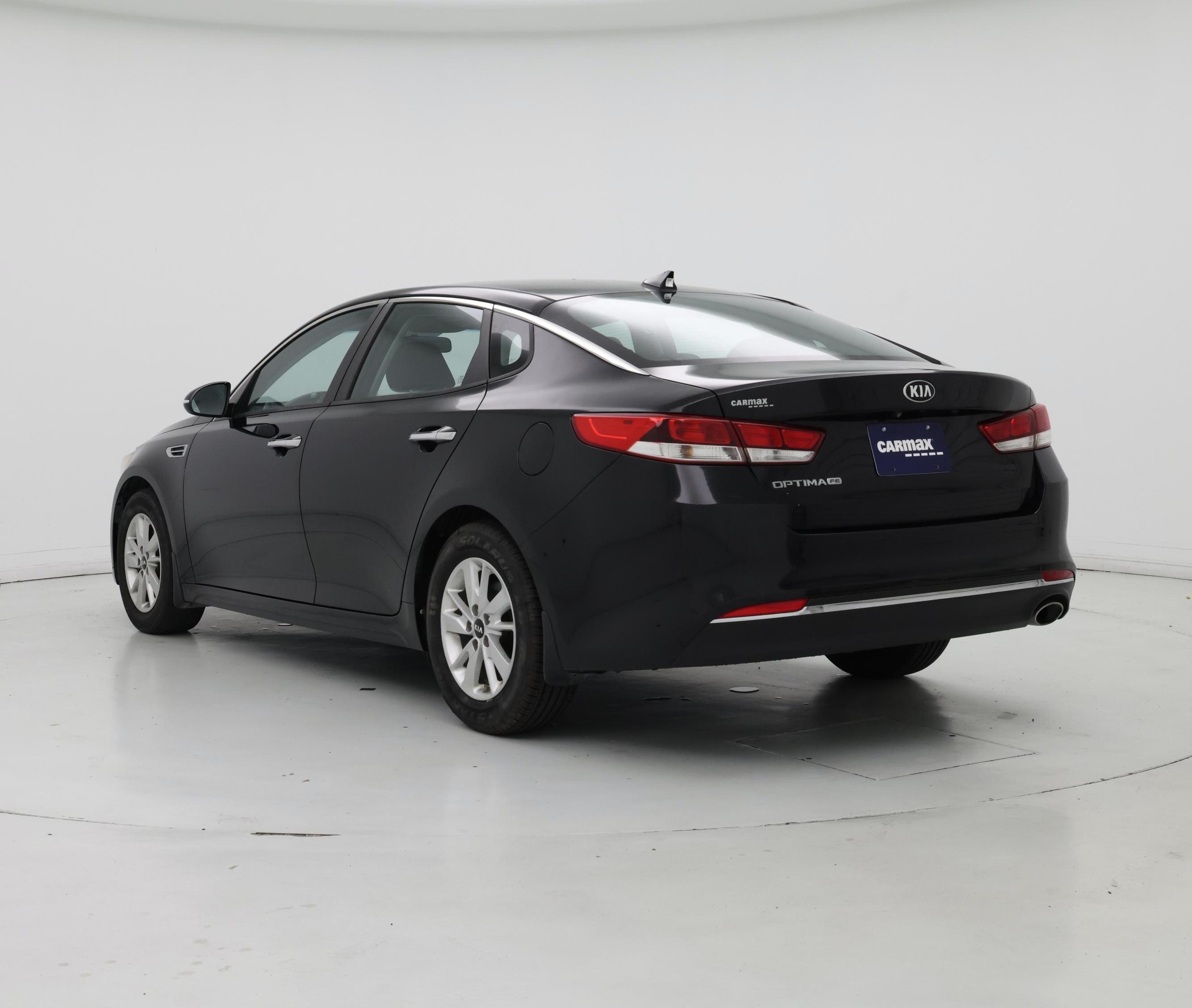 Thumbnail: 2017 Kia Optima - 2