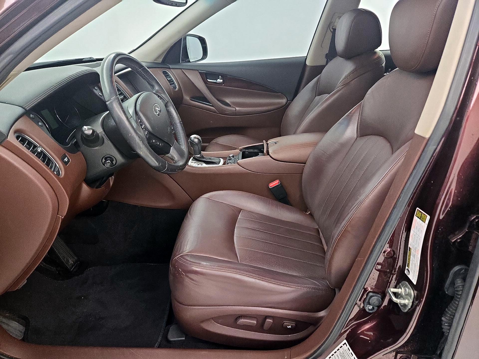 Thumbnail: 2016 INFINITI QX50 - 11