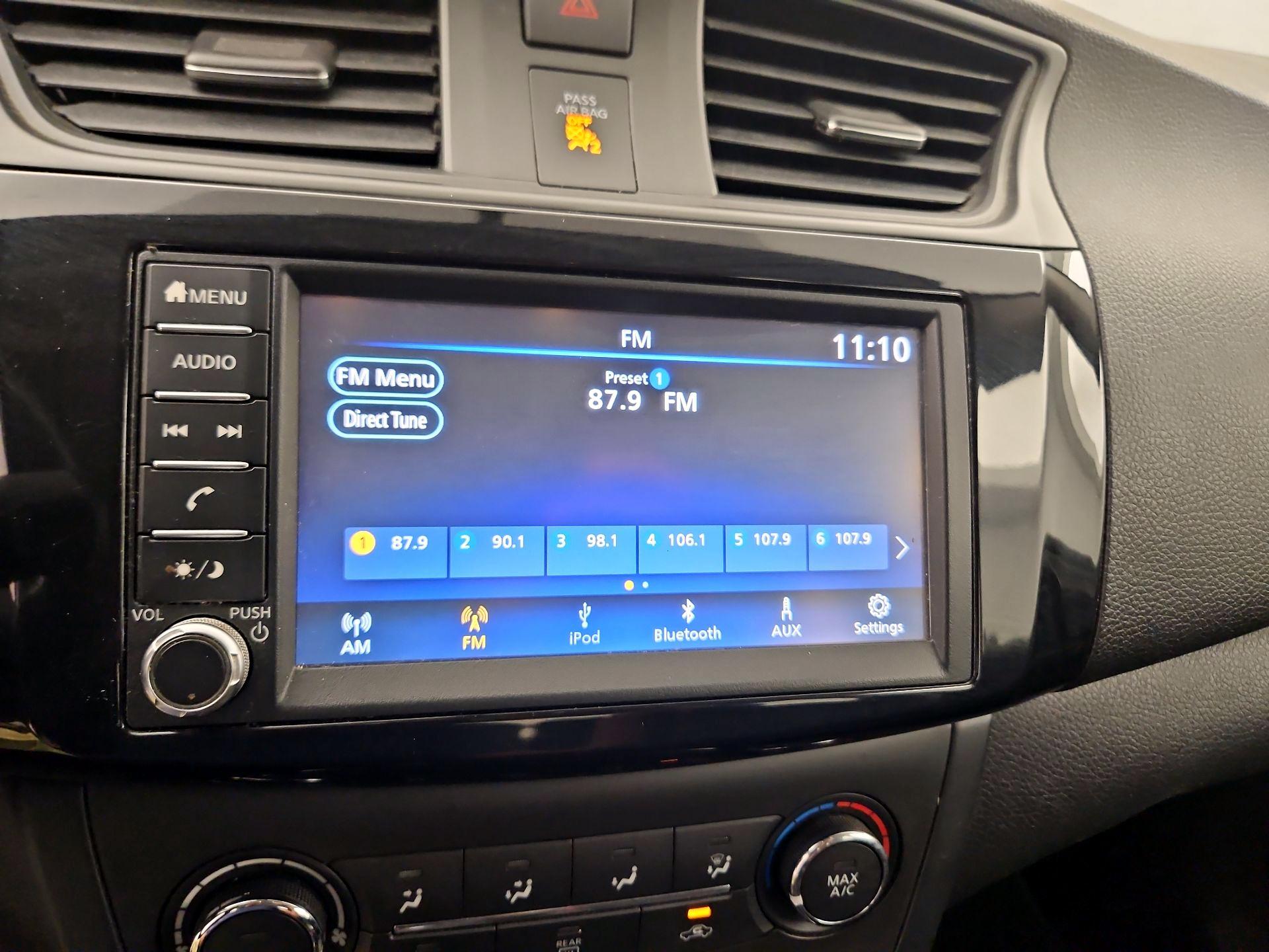Thumbnail: 2019 Nissan Sentra - 15