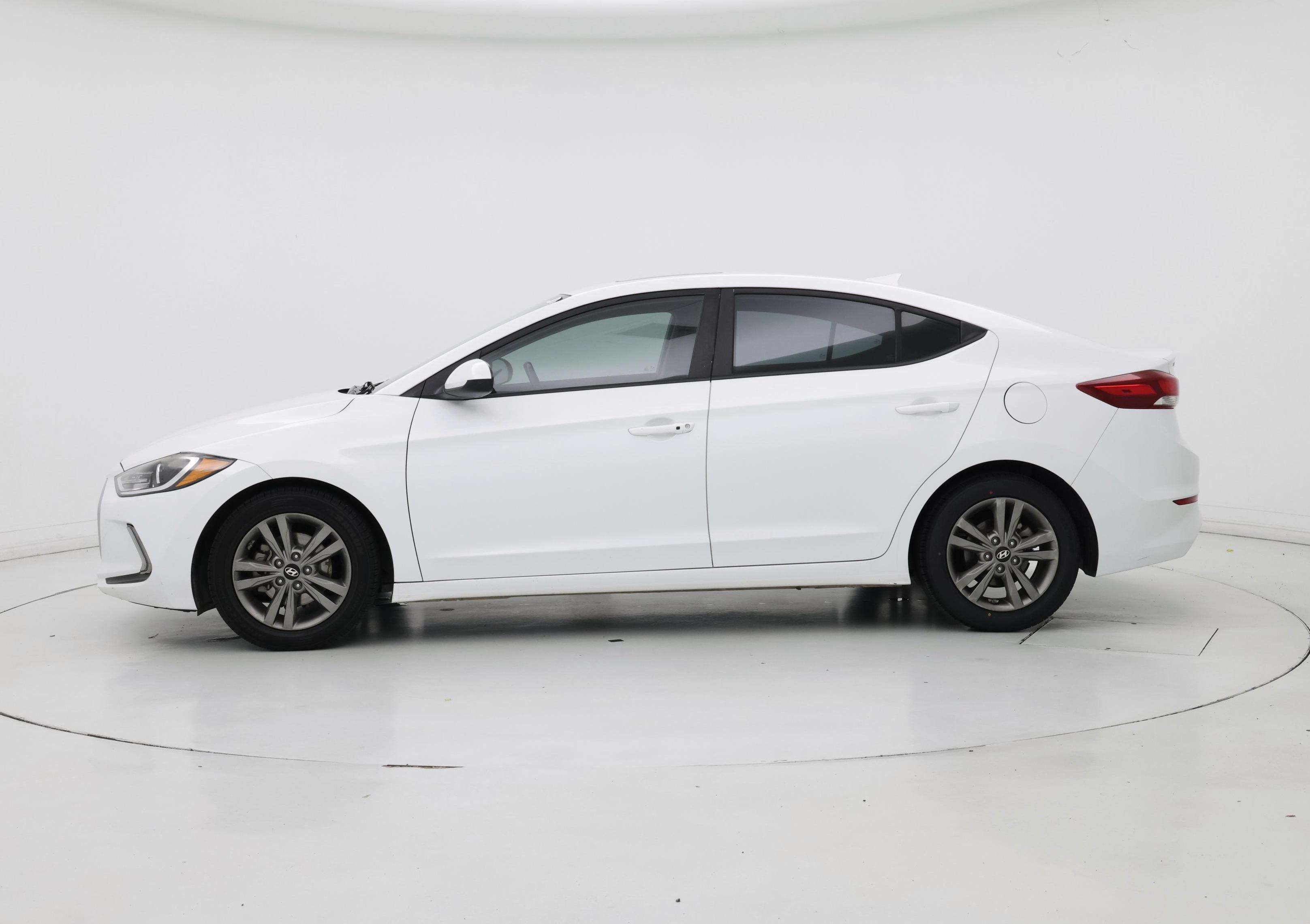 Thumbnail: 2018 Hyundai Elantra - 3