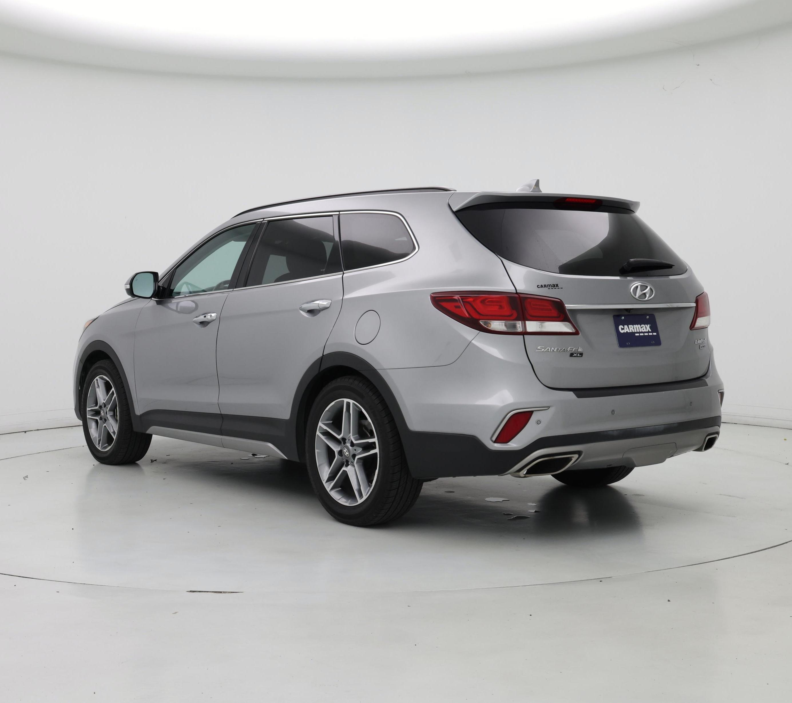 Thumbnail: 2019 Hyundai Santa Fe - 2