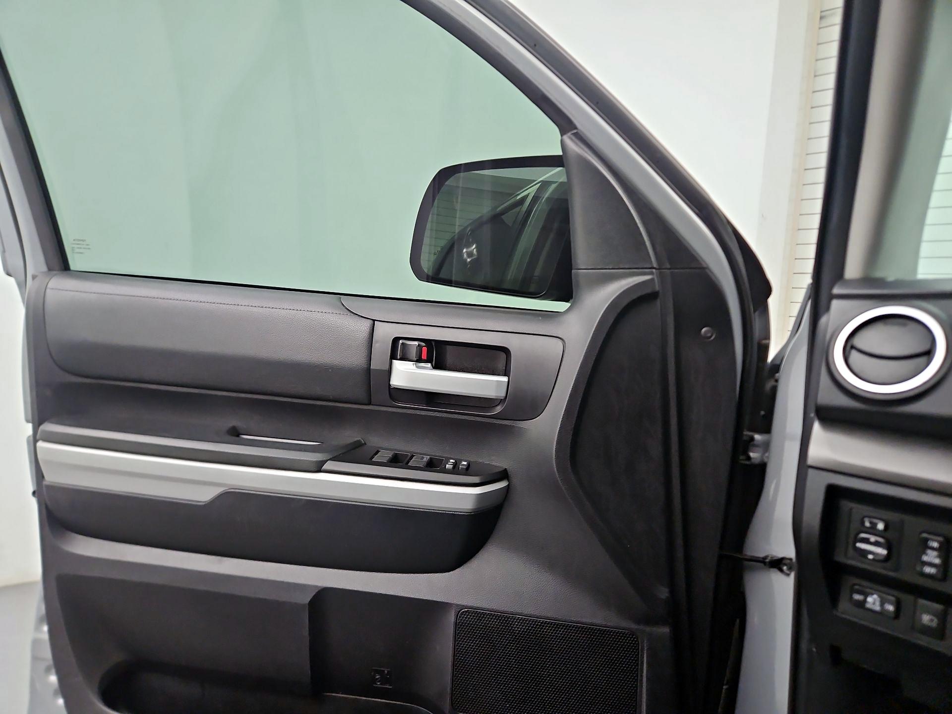 Thumbnail: 2021 Toyota Tundra - 12