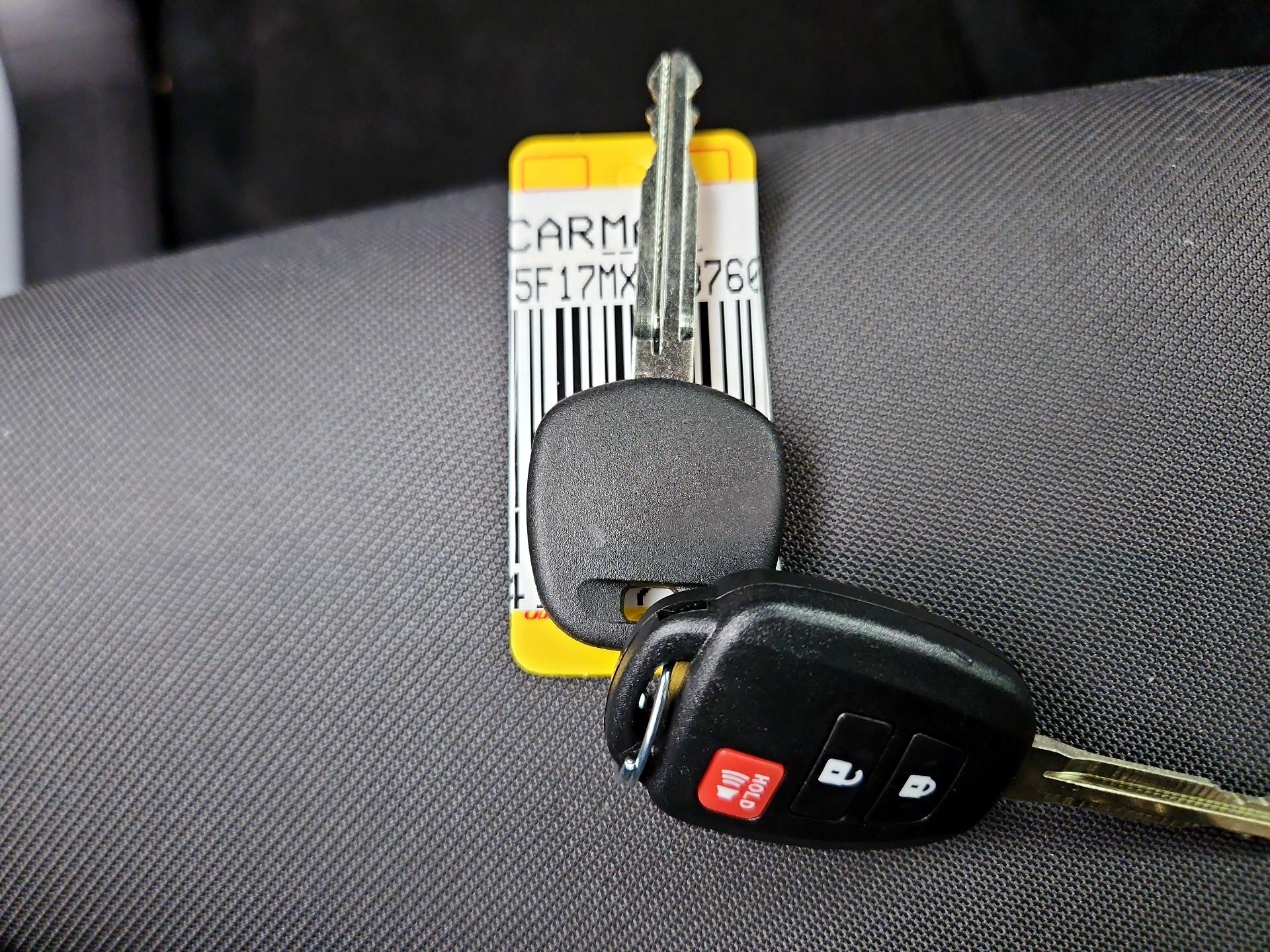 Thumbnail: 2021 Toyota Tundra - 19