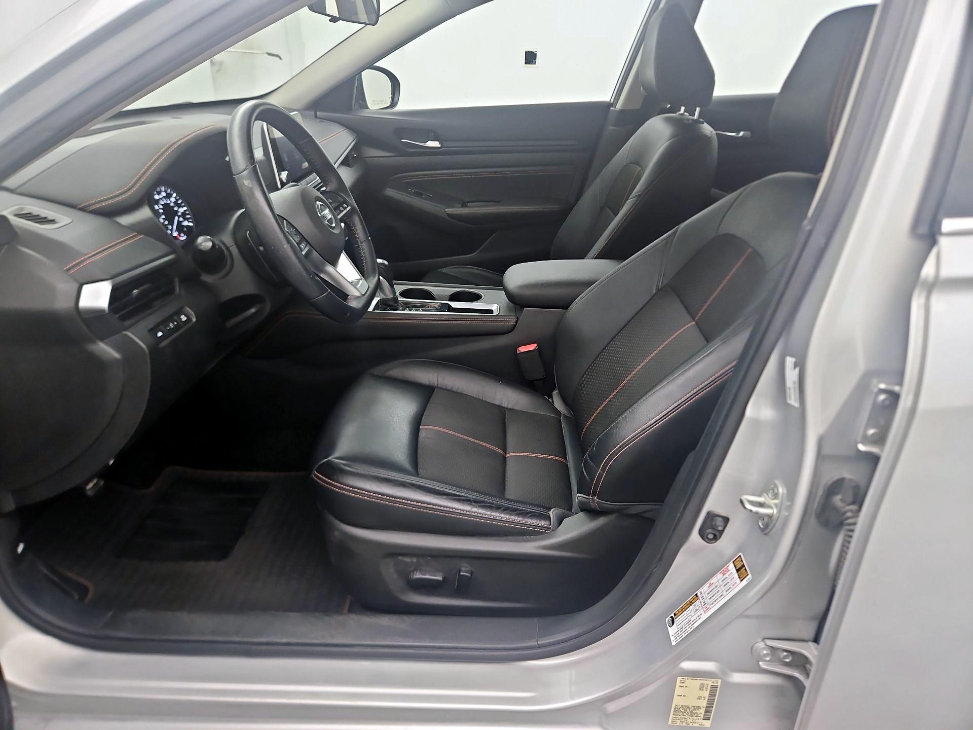 Thumbnail: 2019 Nissan Altima - 11