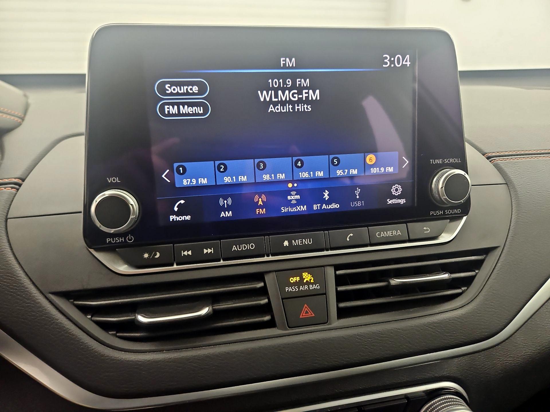 Thumbnail: 2019 Nissan Altima - 15