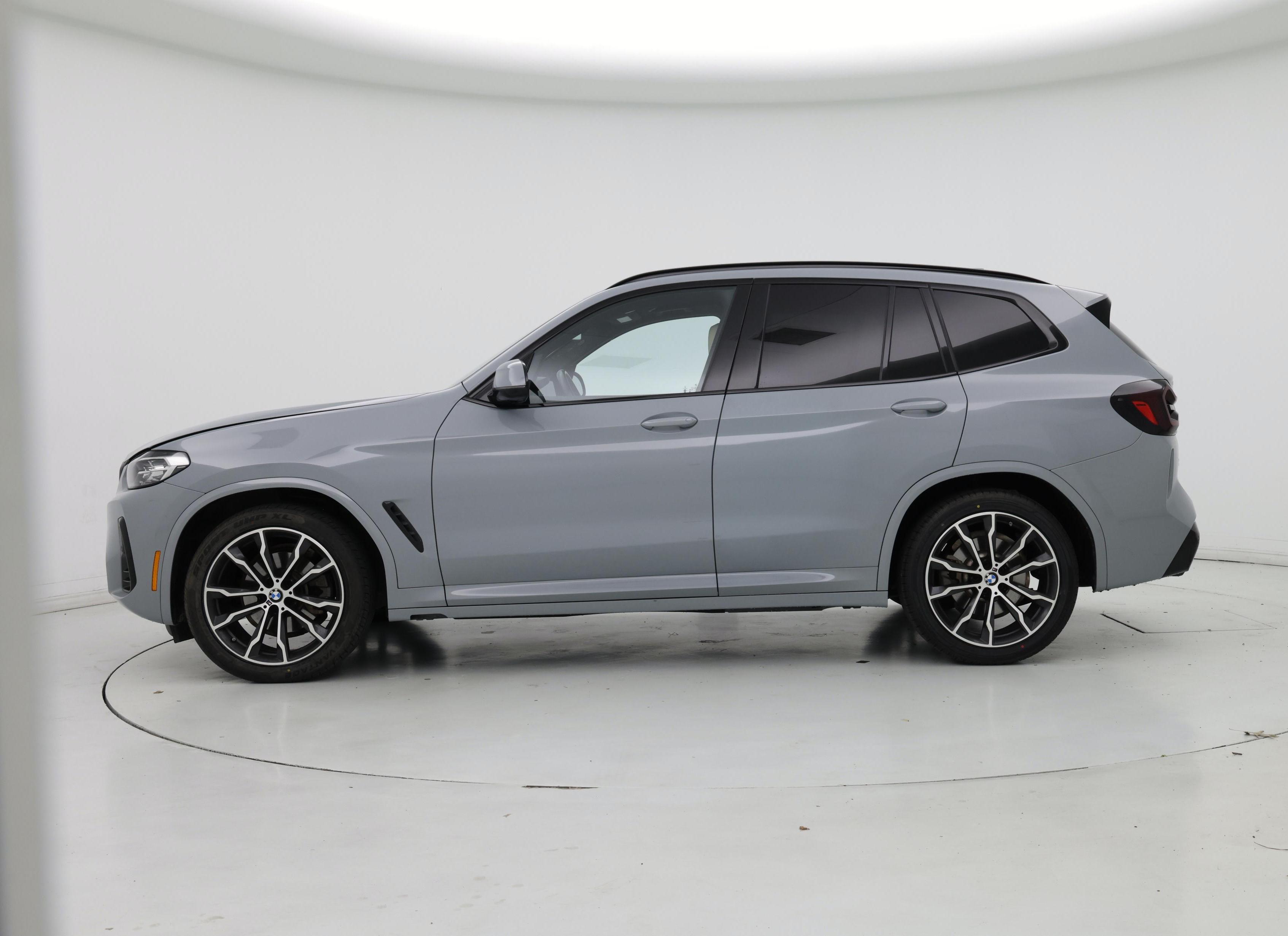 Thumbnail: 2022 BMW X3 - 3