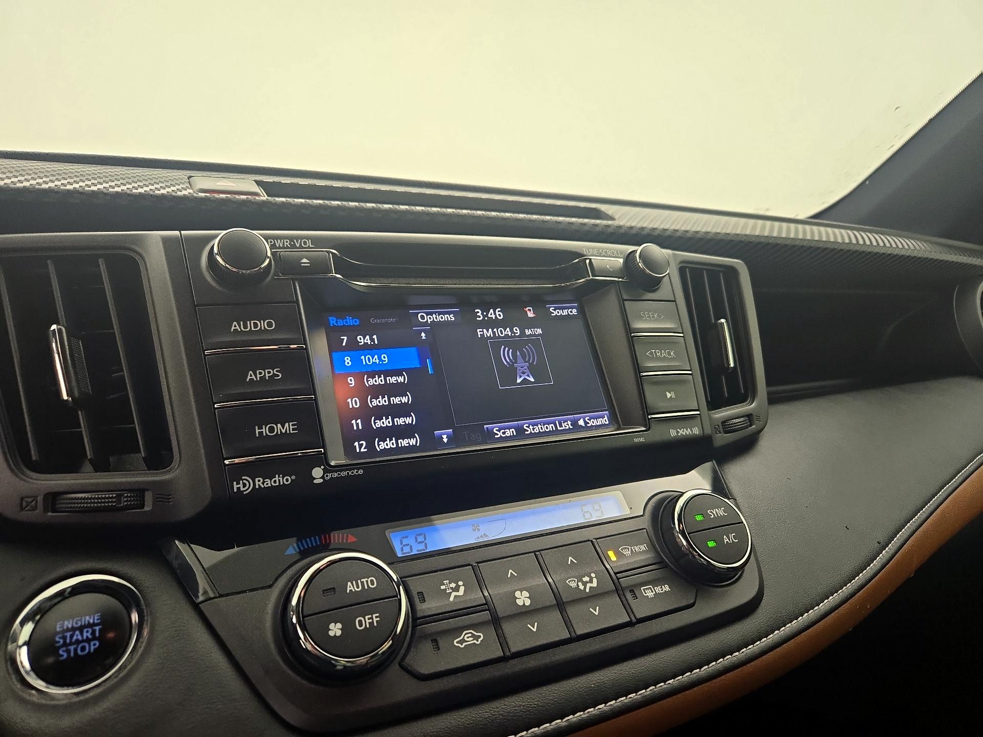 Thumbnail: 2016 Toyota RAV4 - 15