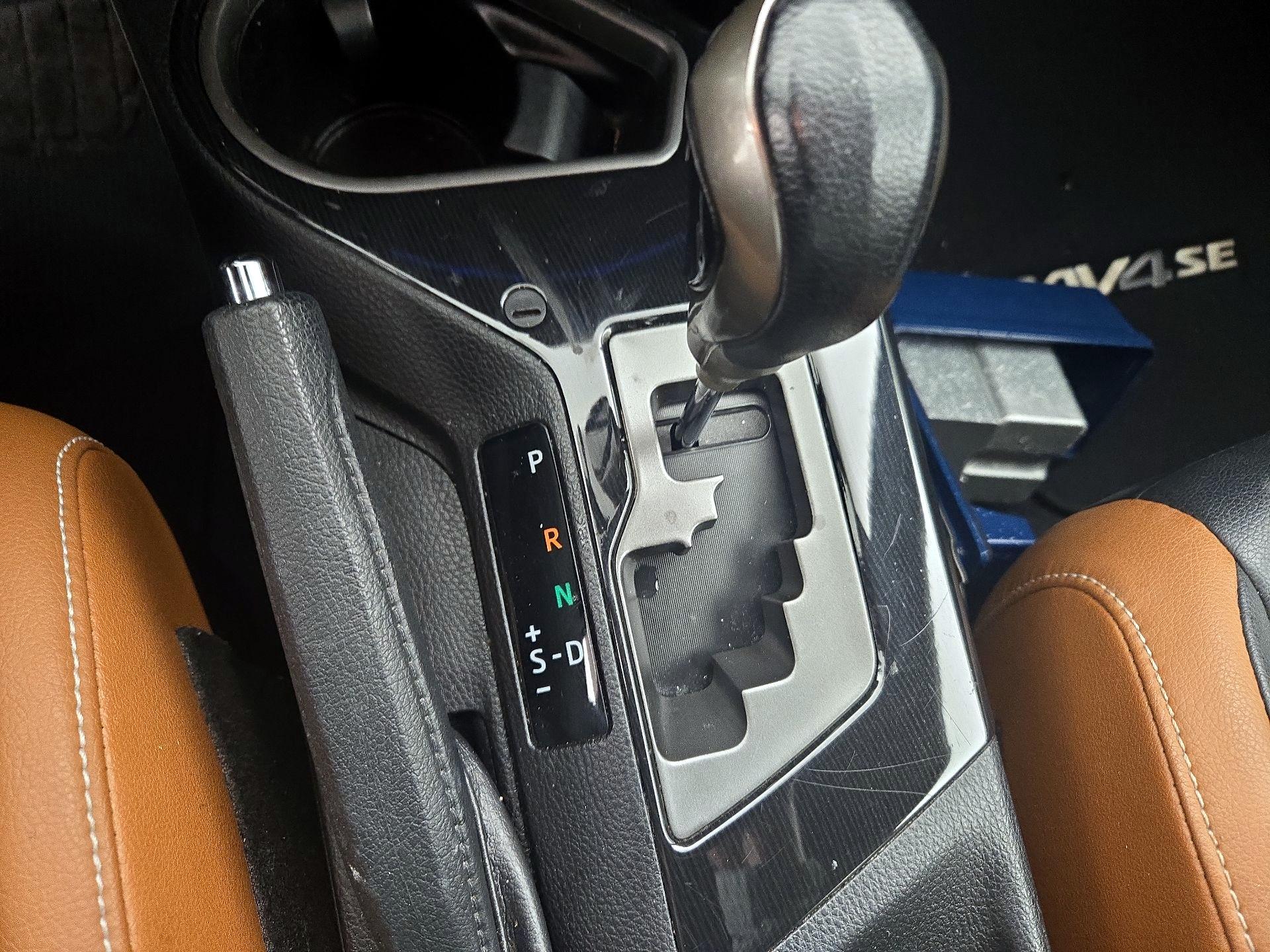 Thumbnail: 2016 Toyota RAV4 - 17