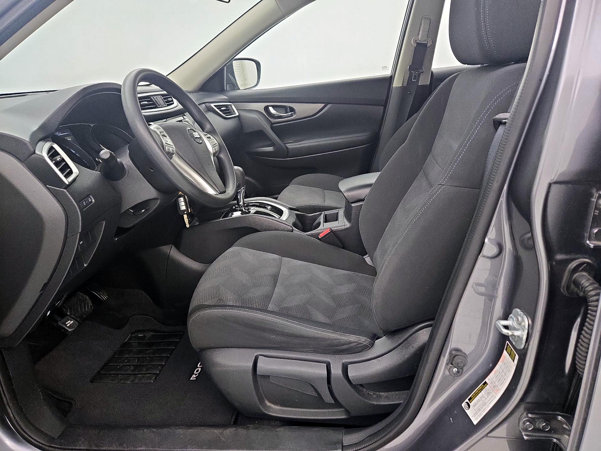 Thumbnail: 2016 Nissan Rogue - 11