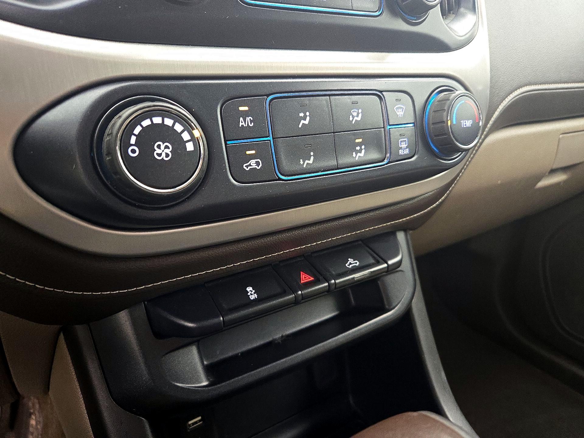 Thumbnail: 2018 GMC Canyon - 16