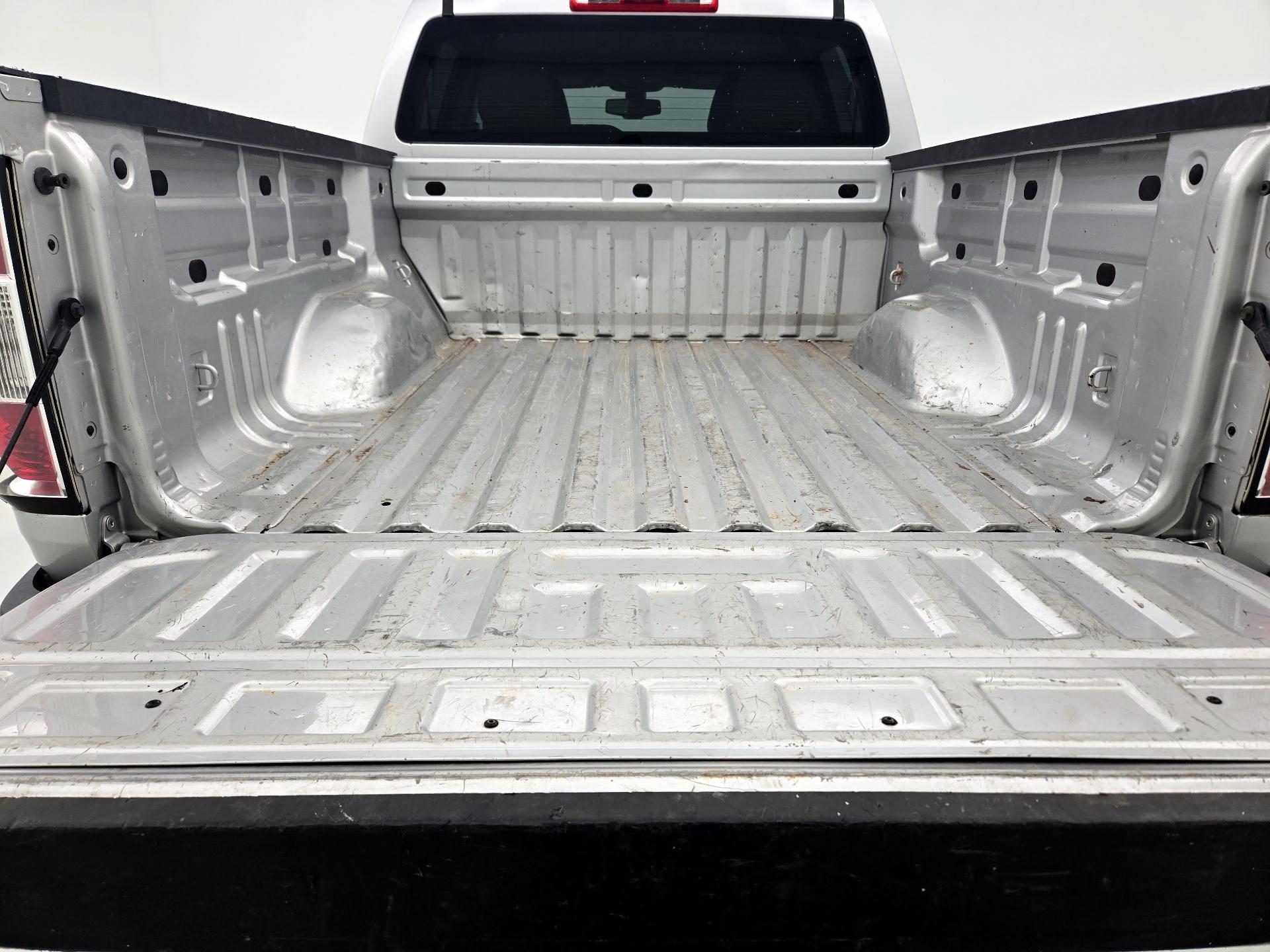 Thumbnail: 2018 GMC Canyon - 20