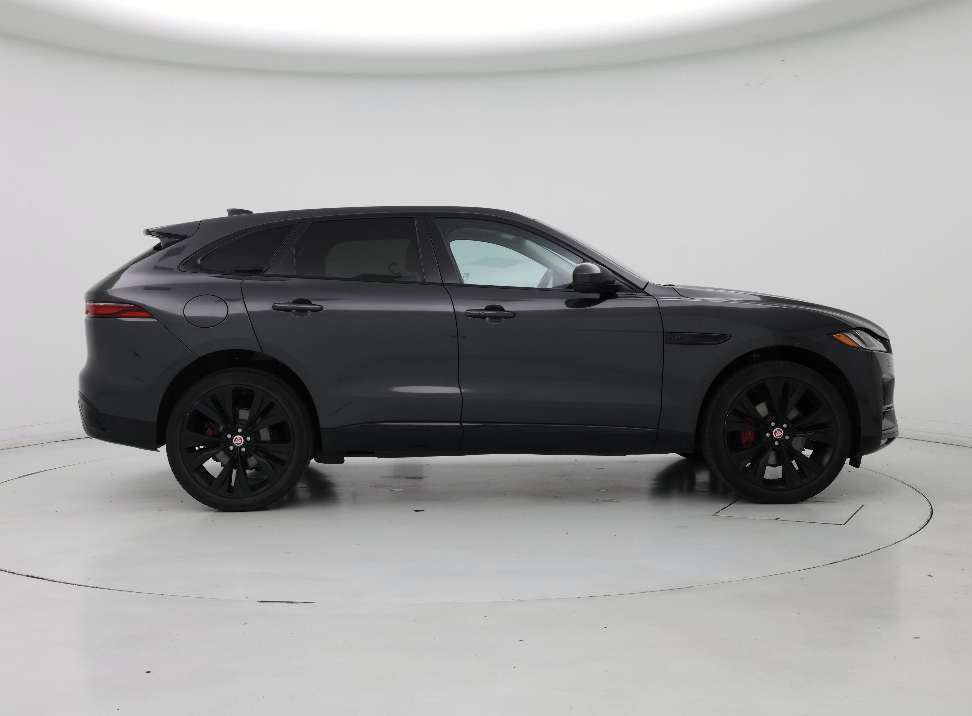 Thumbnail: 2023 Jaguar F-Pace - 7